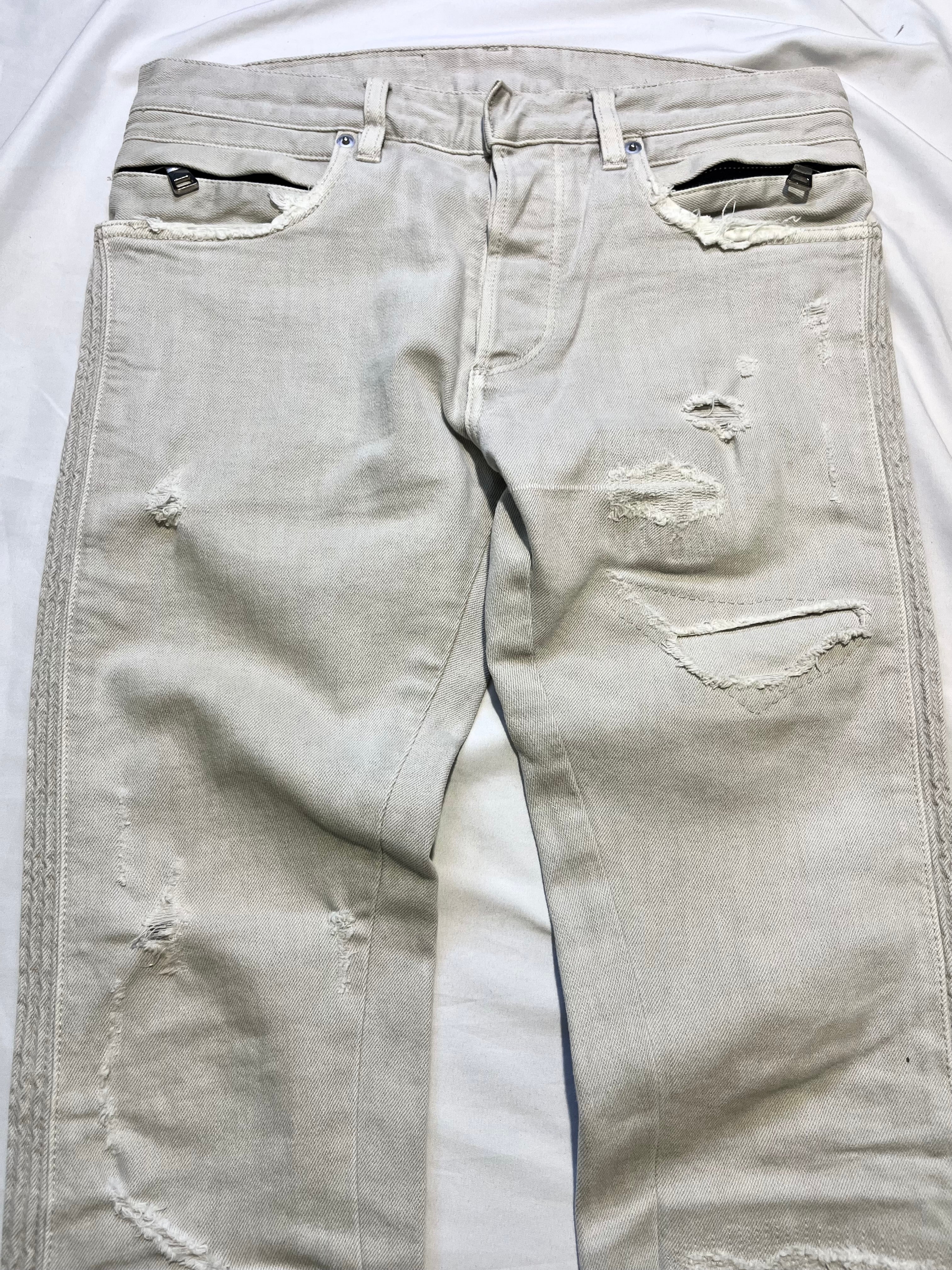 BALMAIN KHAKI DISTRESSED BIKER DENIM BY OLIVIER ROUSTEING IN W27