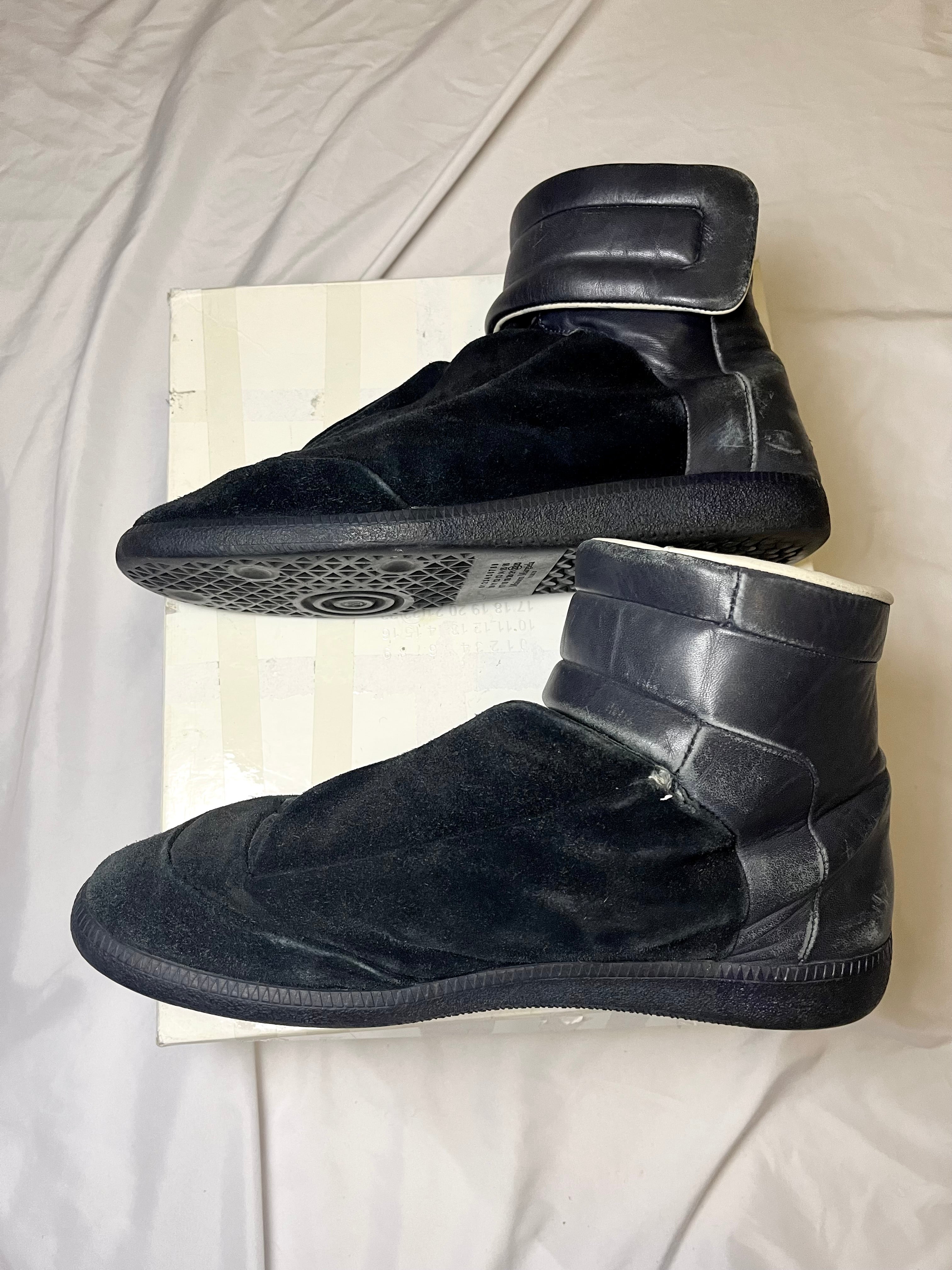 MAISON MARGIELA NAVY SUEDE/LEATHER
