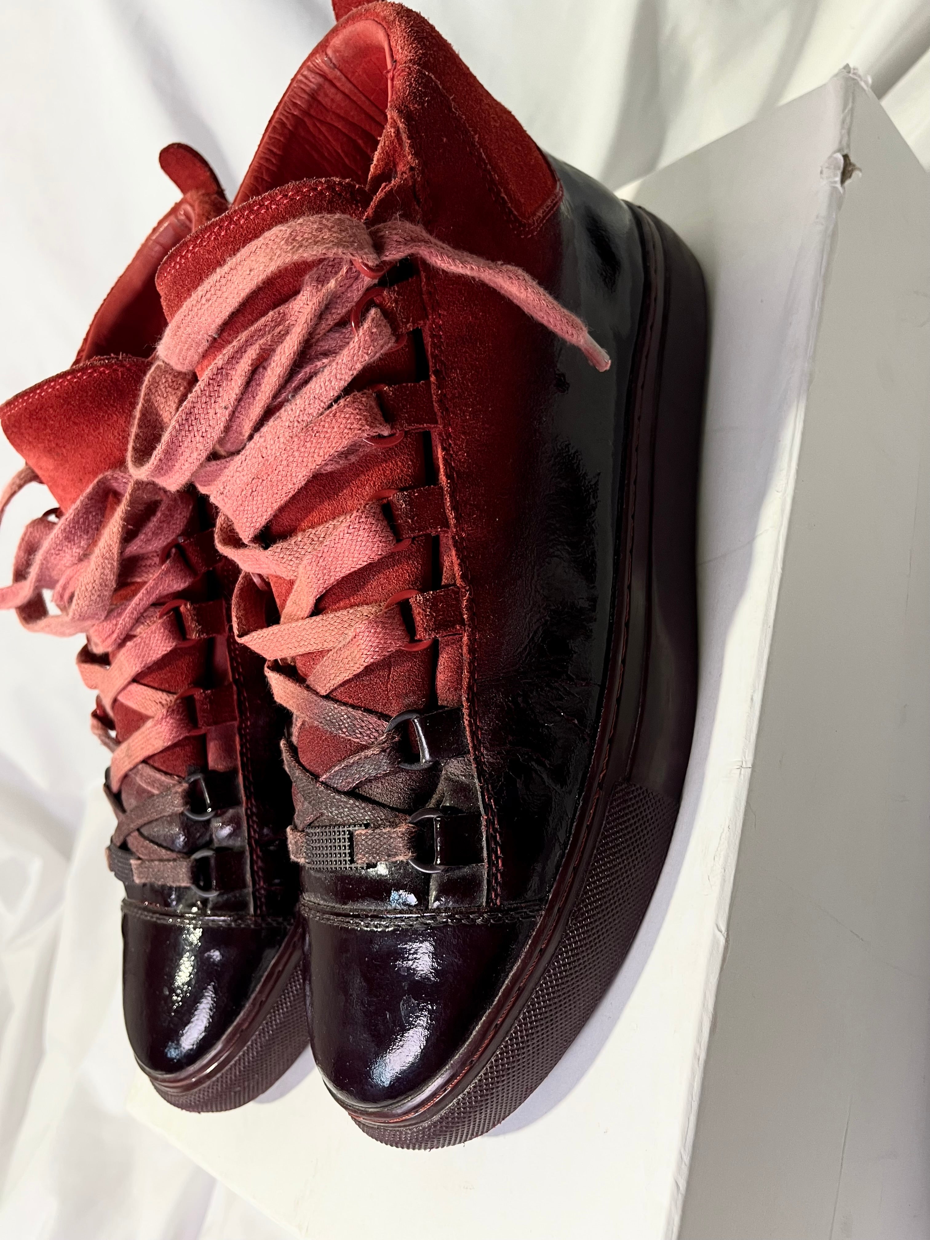 BALENCIAGA ARENA RED OMBRE GRADIENT IN SIZE 42