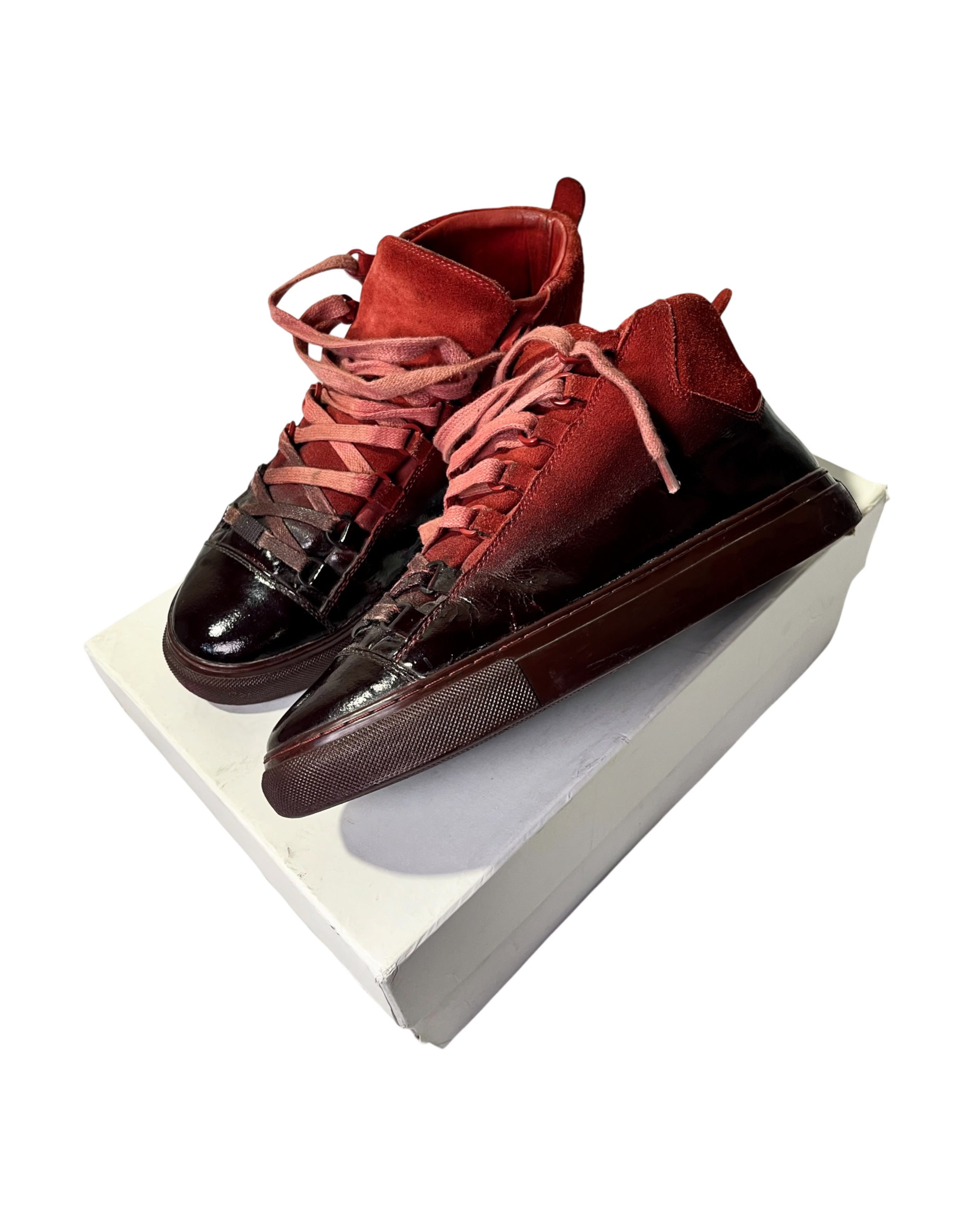 BALENCIAGA ARENA RED OMBRE GRADIENT IN SIZE 42
