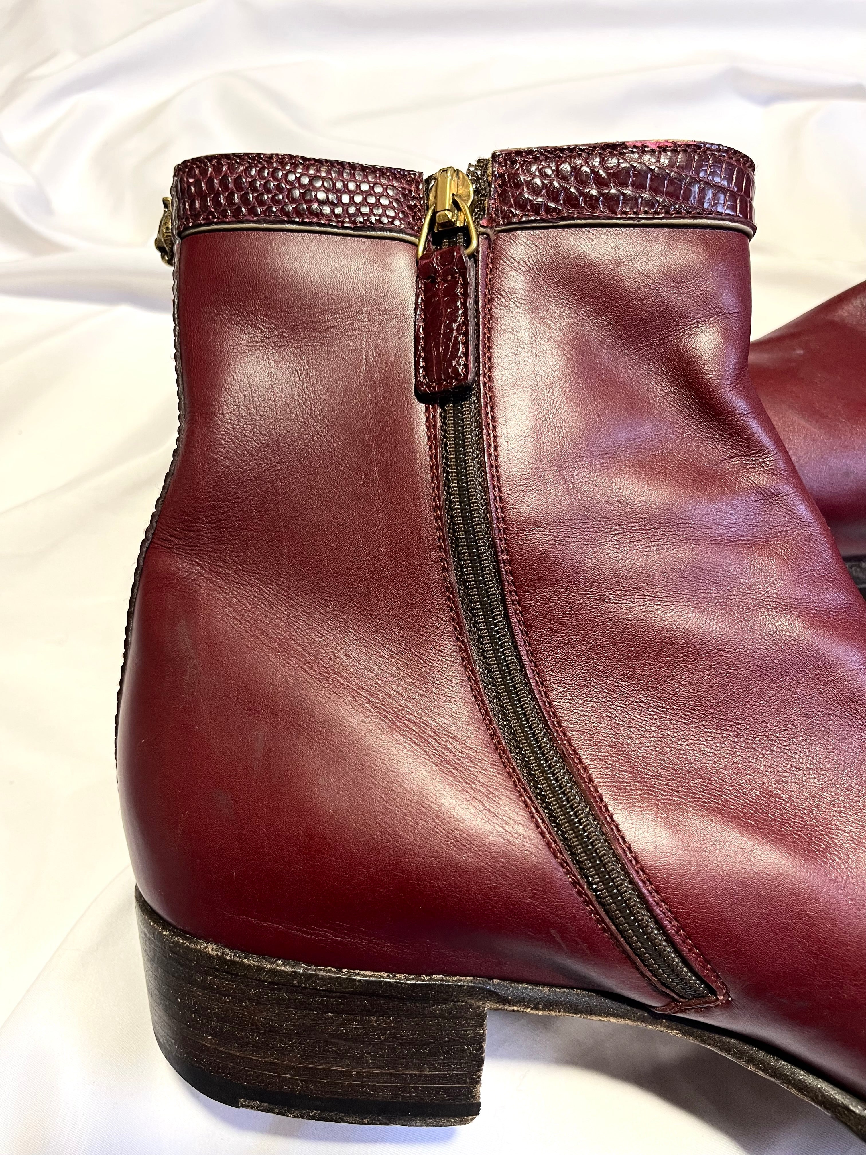 GUCCI DRAGON EMBROIDERED CHELSEA BOOTS WITH LIZARD SKIN TIPS