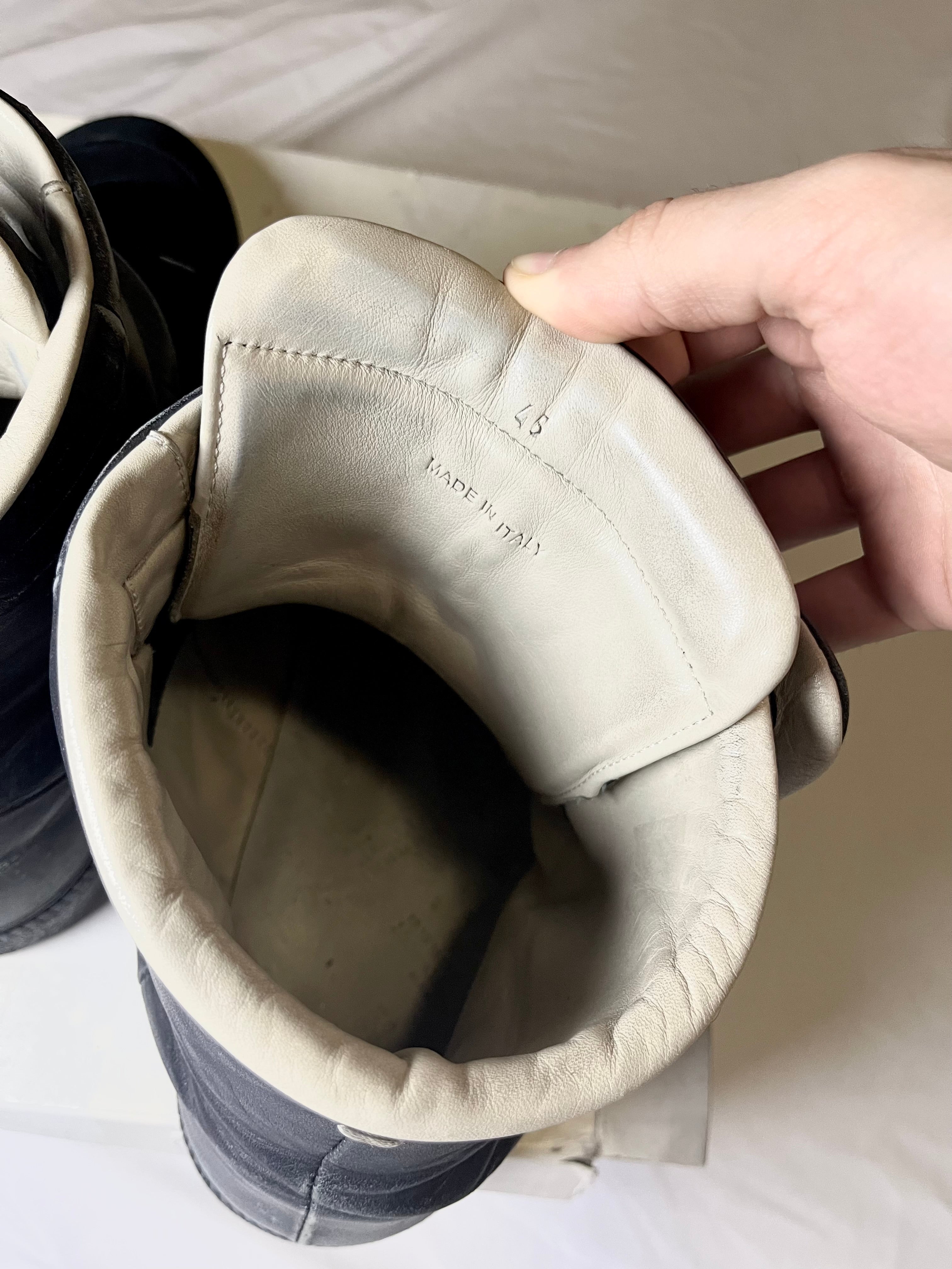 MAISON MARGIELA NAVY SUEDE/LEATHER