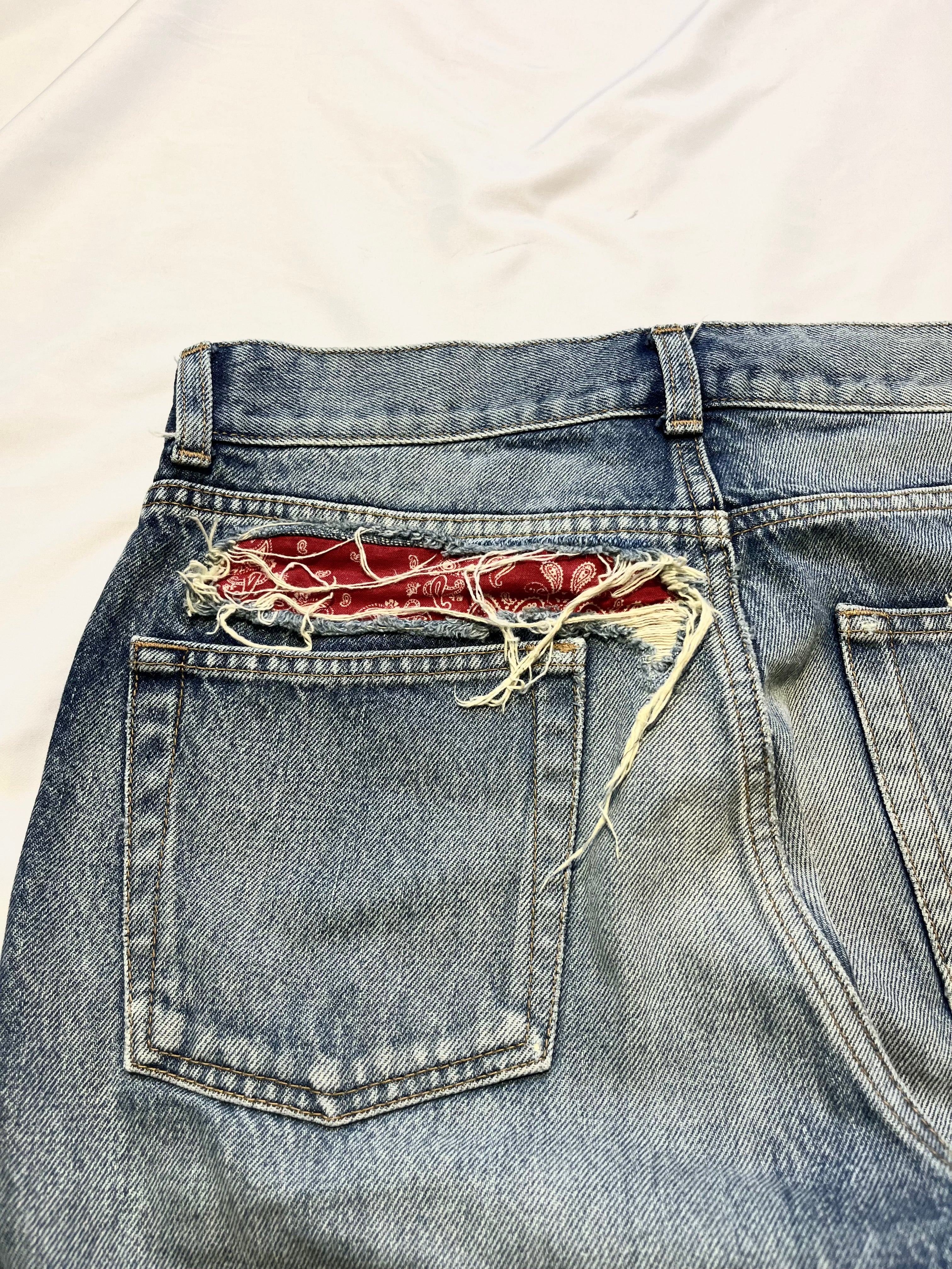 SAINT LAURENT FW19 D18 PAISLEY BANDANA DENIM BY ANTHONY VACCARELLO IN W28