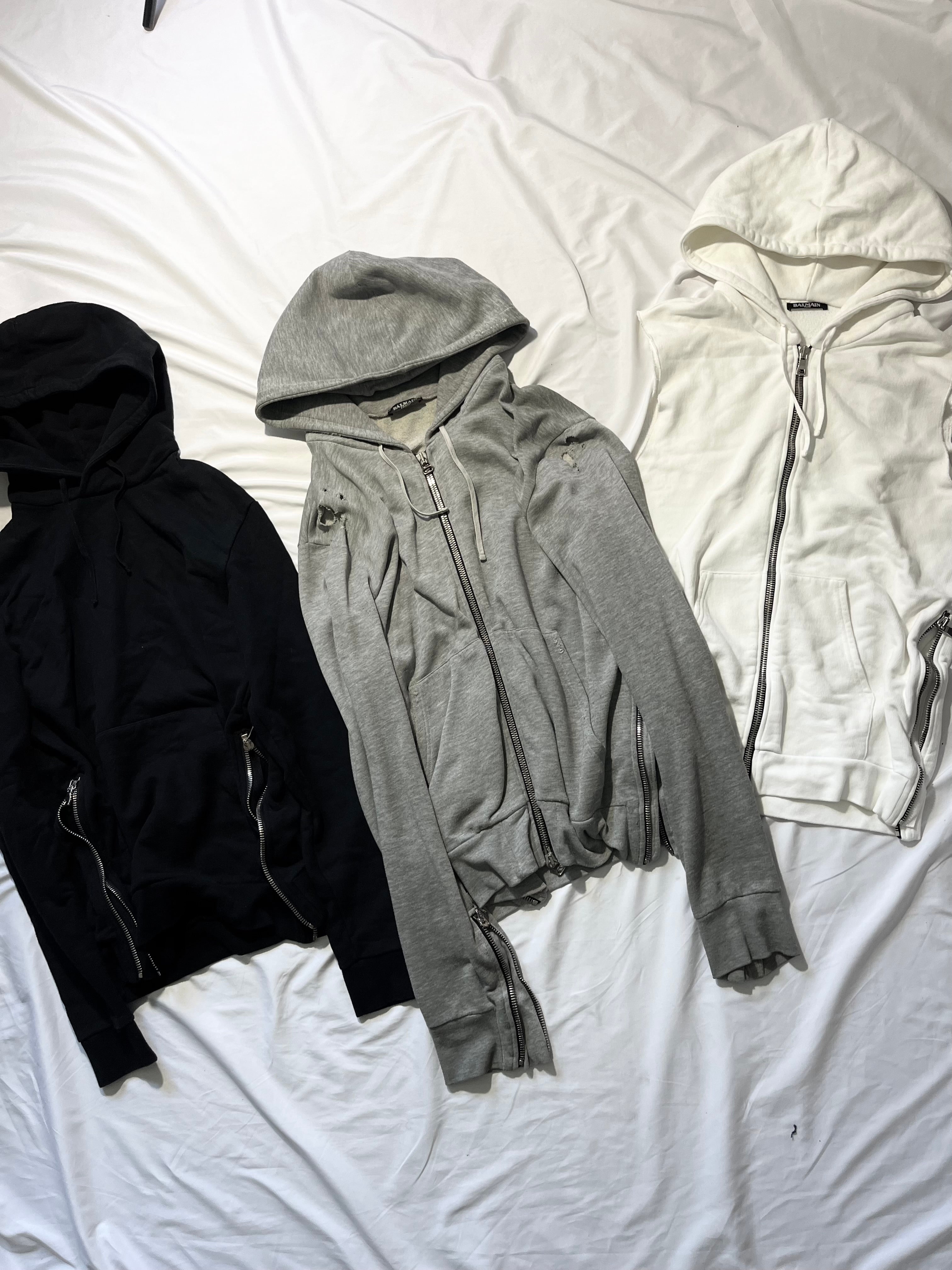 BALMAIN BLACK LATERAL ZIPPER HOODIE BY OLIVIER ROUSTEING SIZE S