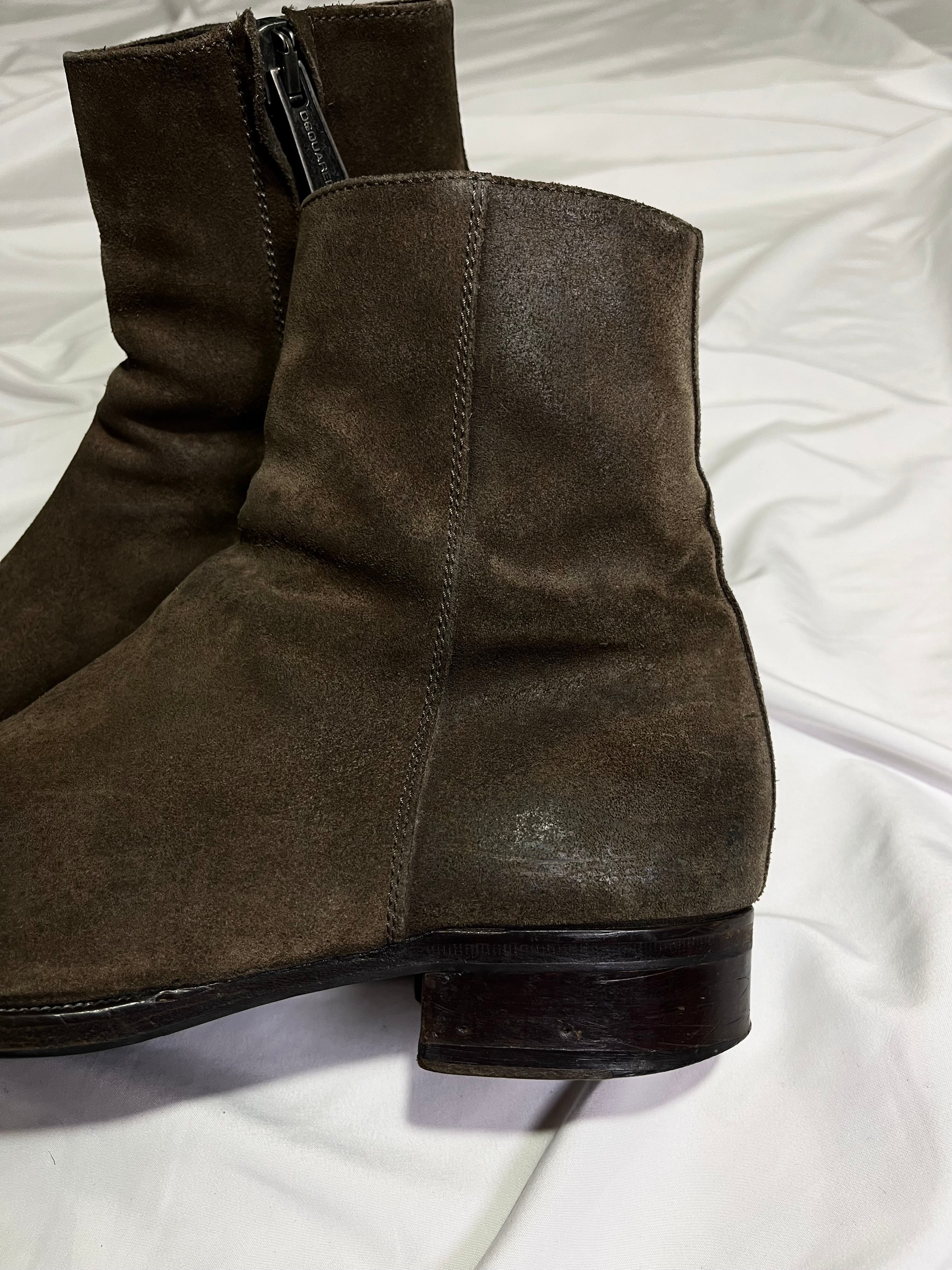 DSQUARED2 RUNWAY COGNAC SUEDE CHELSEA BOOTS