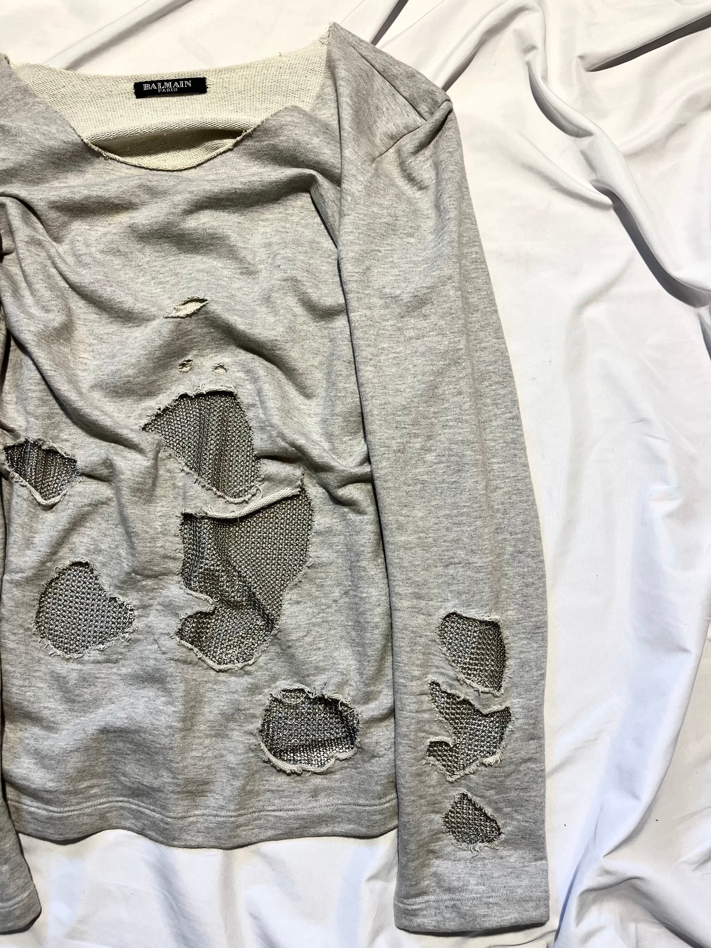 BALMAIN SS11 GRAY SHOTGUN DISTRESSED CHAINMAIL SWEATSHIRT BY CRISTOPHE DECARNIN SIZE 40