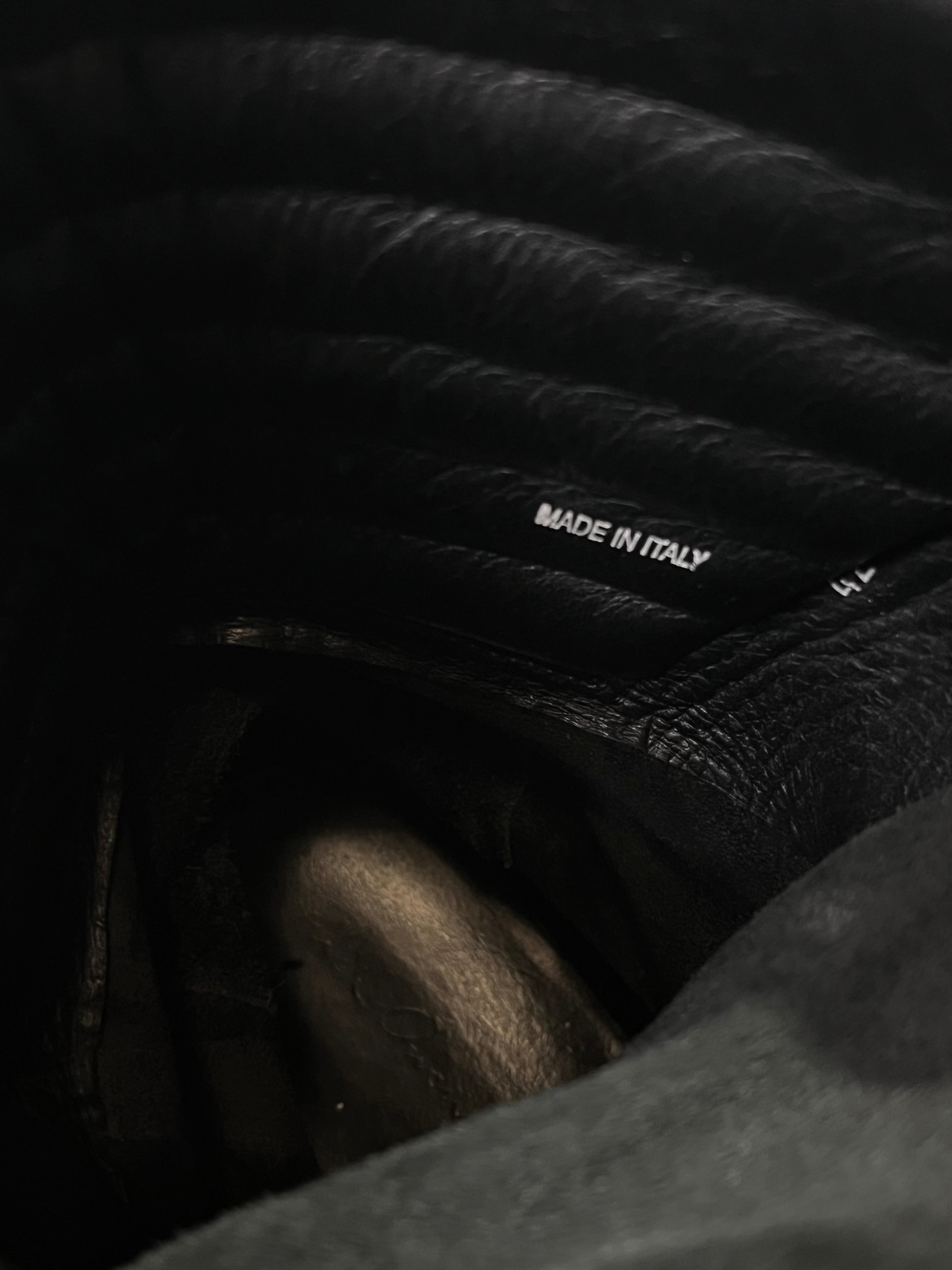 RICK OWENS FW11 'LIMO' MOHAWK FRONT ZIPPER BLISTERED LEATHER BOOTS