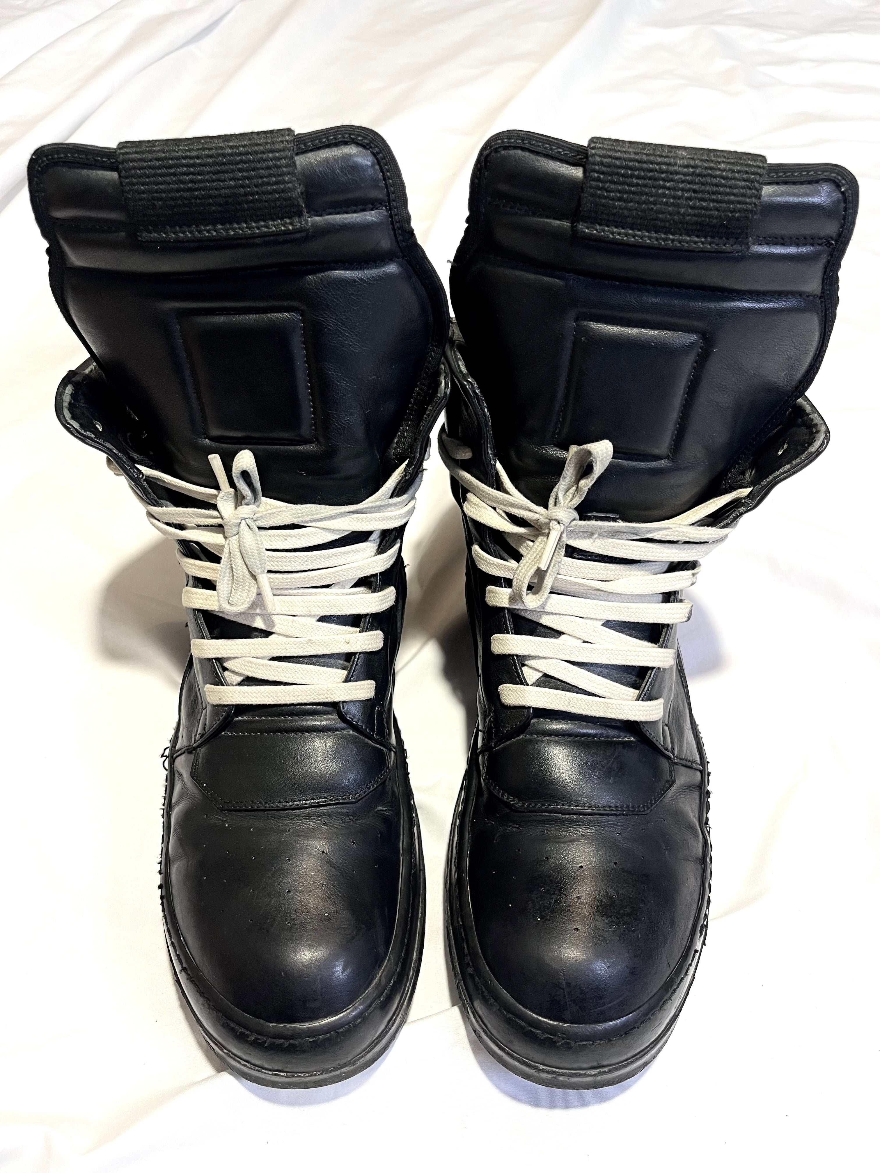 RICK OWENS TRIPLE BLACK LEATHER GEOBASKETS IN 41.5