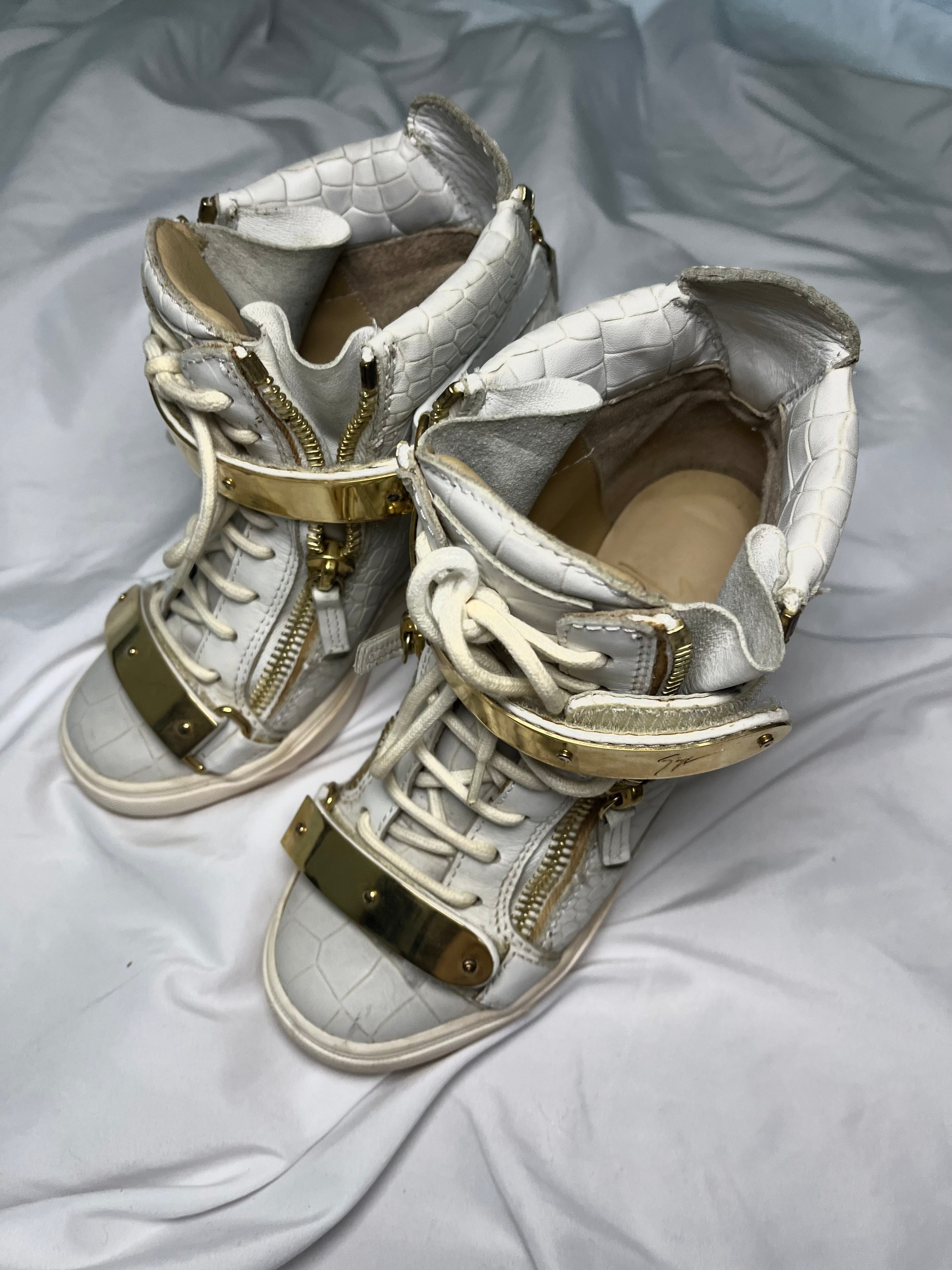 GIUSEPPE ZANOTTI “COBY” WEDGE SNEAKERS WHITE/GOLD SNAKESKIN