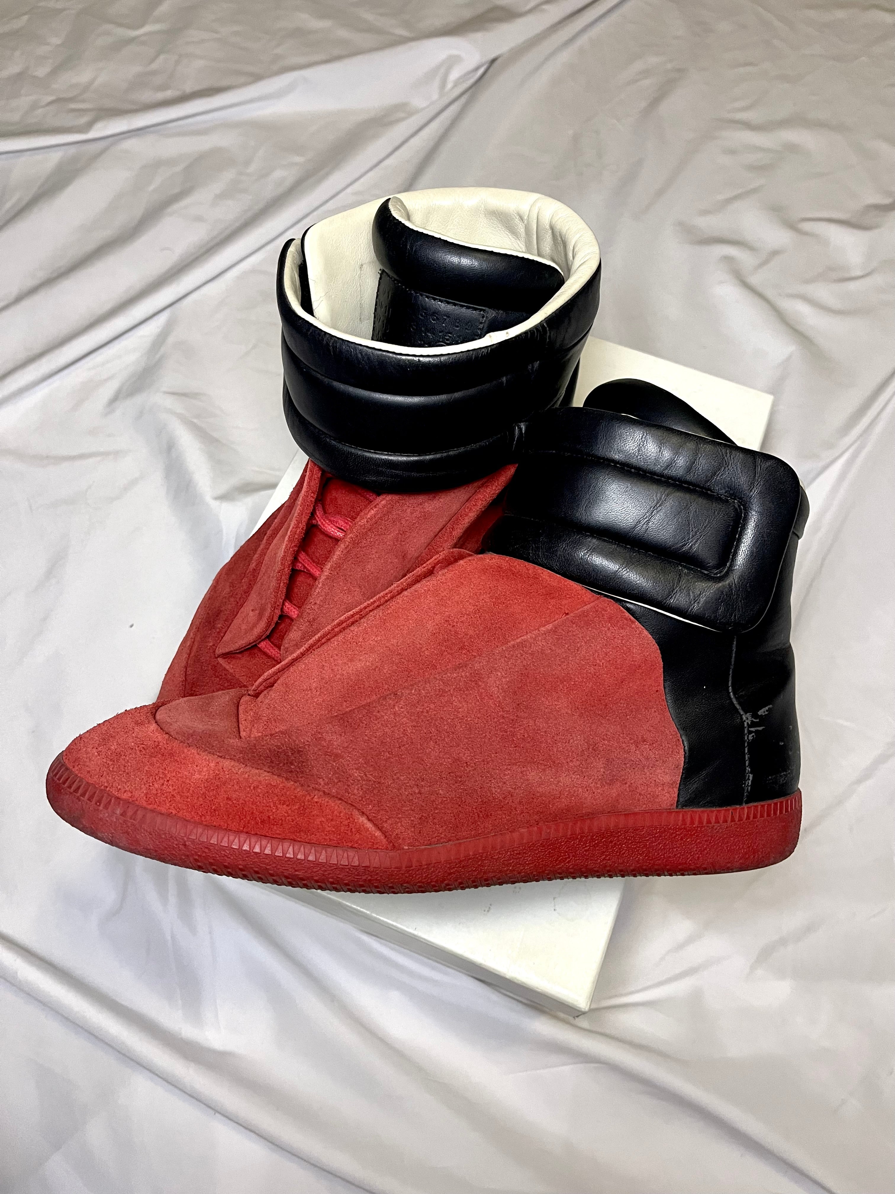 MAISON MARGIELA FUTURE RED/BLACK