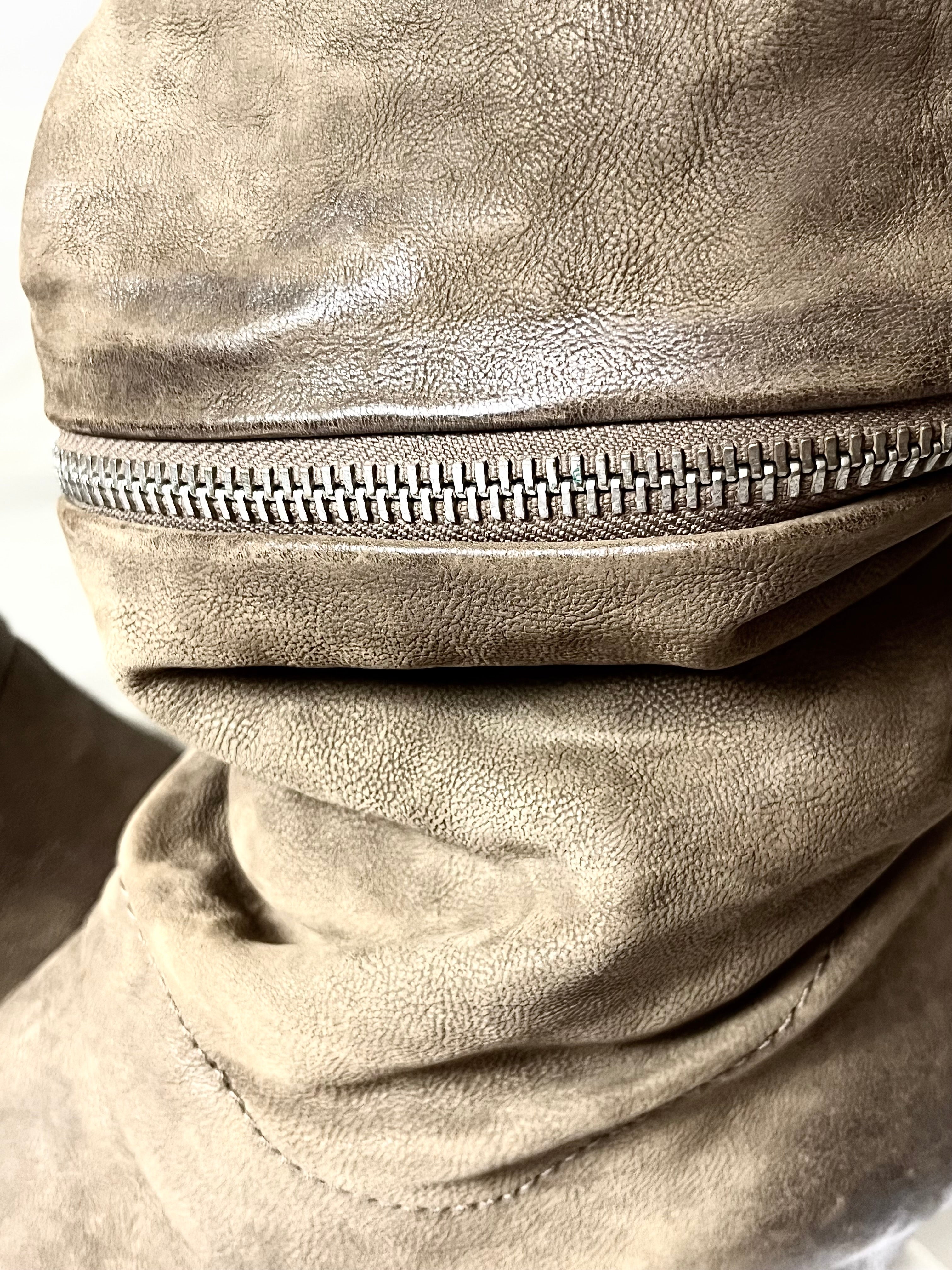 AS98 TORNADO LEATHER ZIPPER WEDGES IN SIZE 41