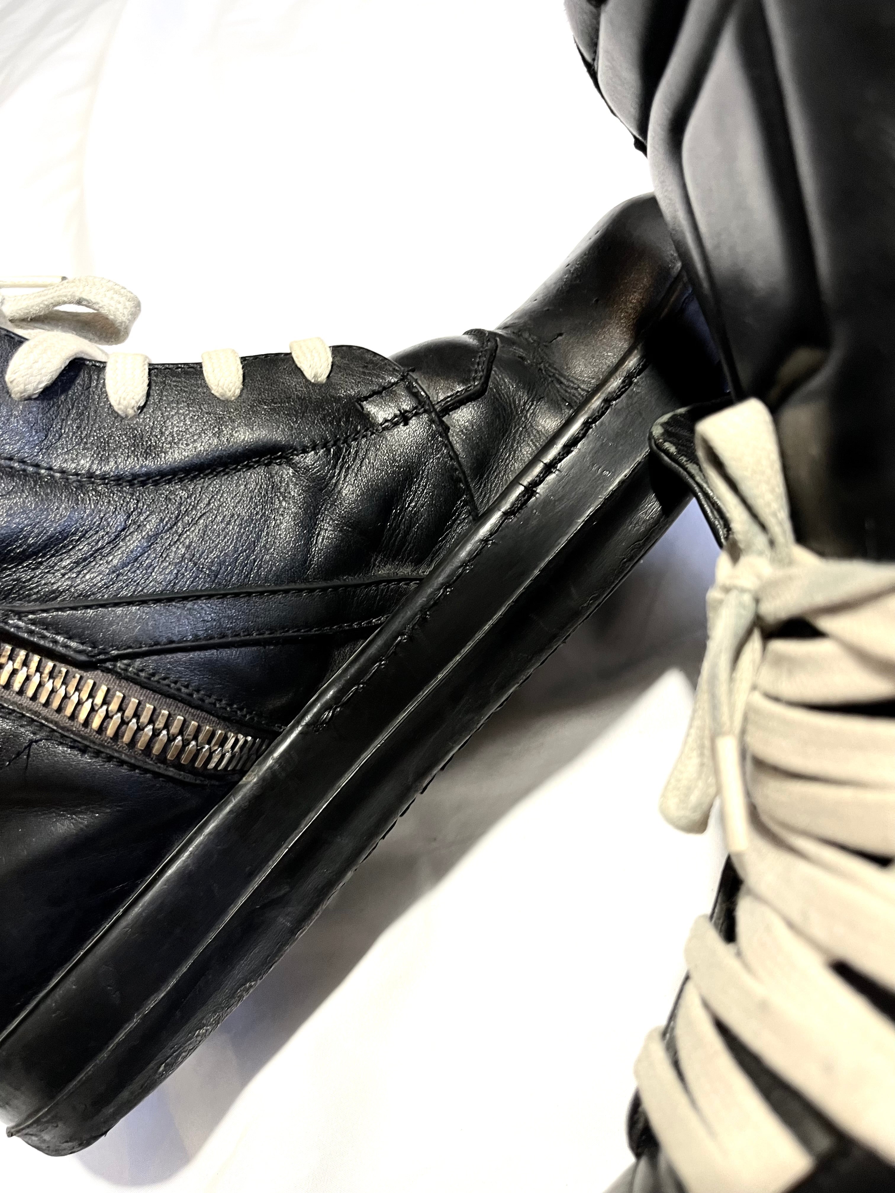 RICK OWENS TRIPLE BLACK LEATHER GEOBASKETS IN 41.5