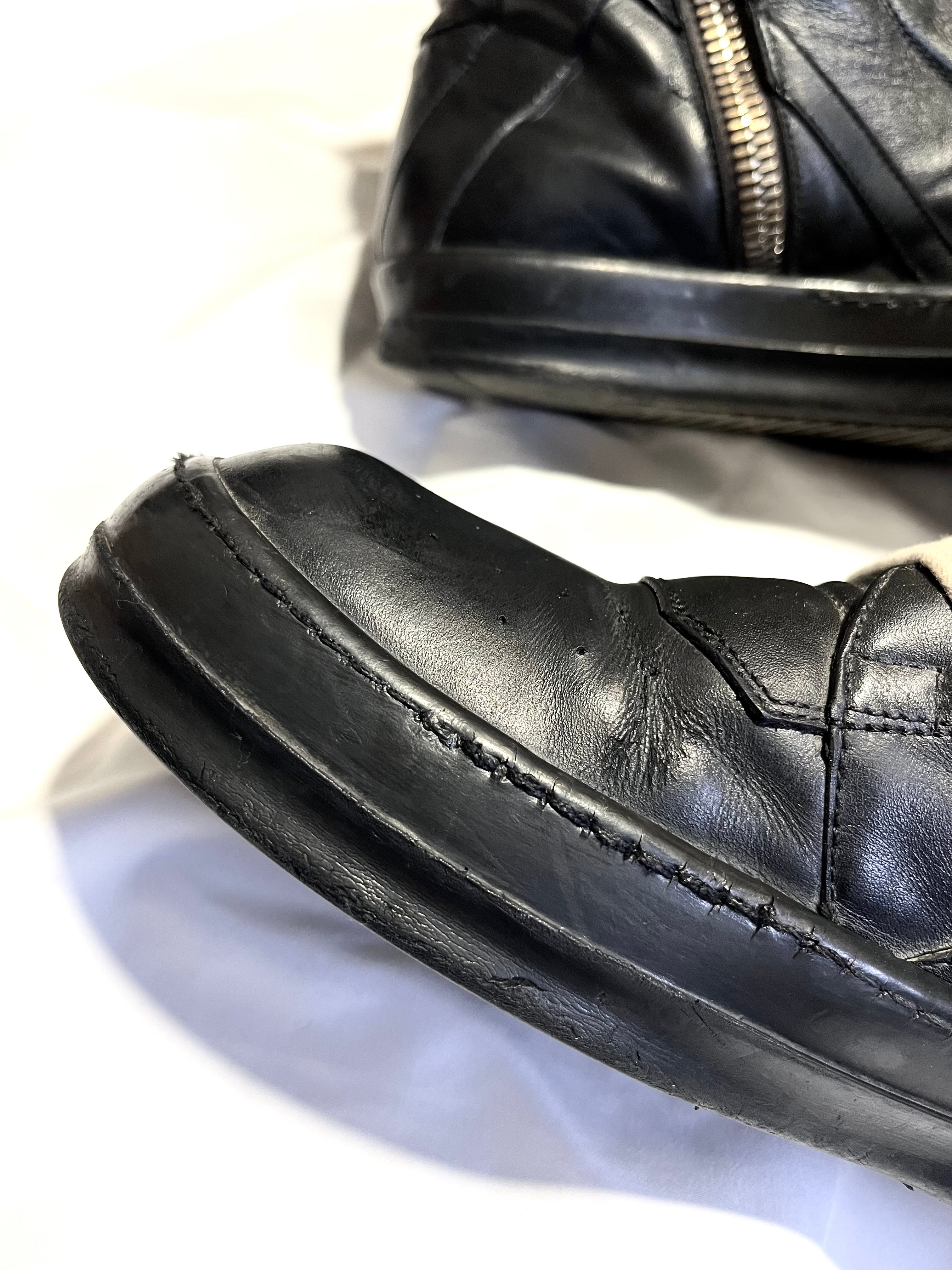 RICK OWENS TRIPLE BLACK LEATHER GEOBASKETS IN 41.5
