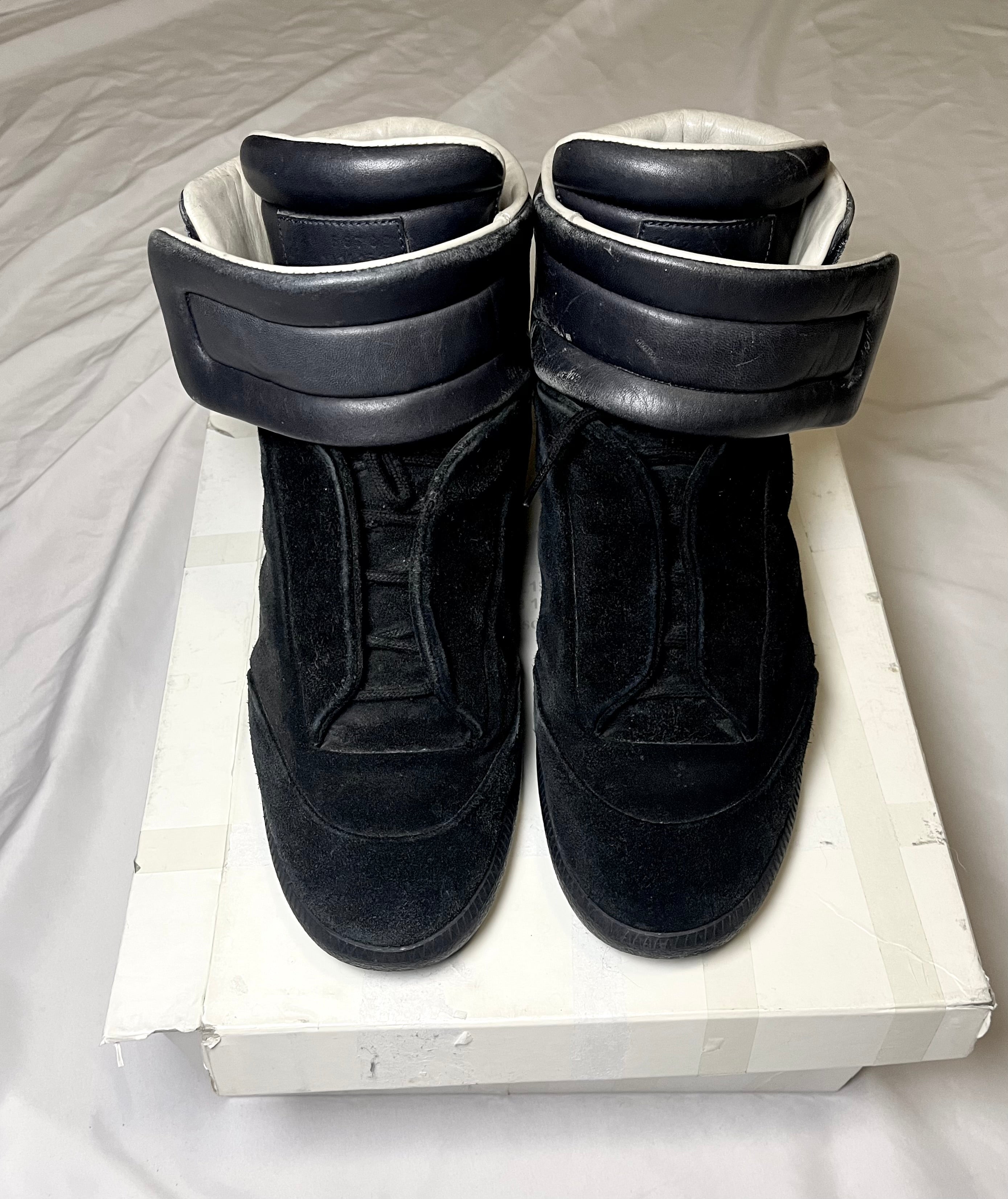 MAISON MARGIELA NAVY SUEDE/LEATHER