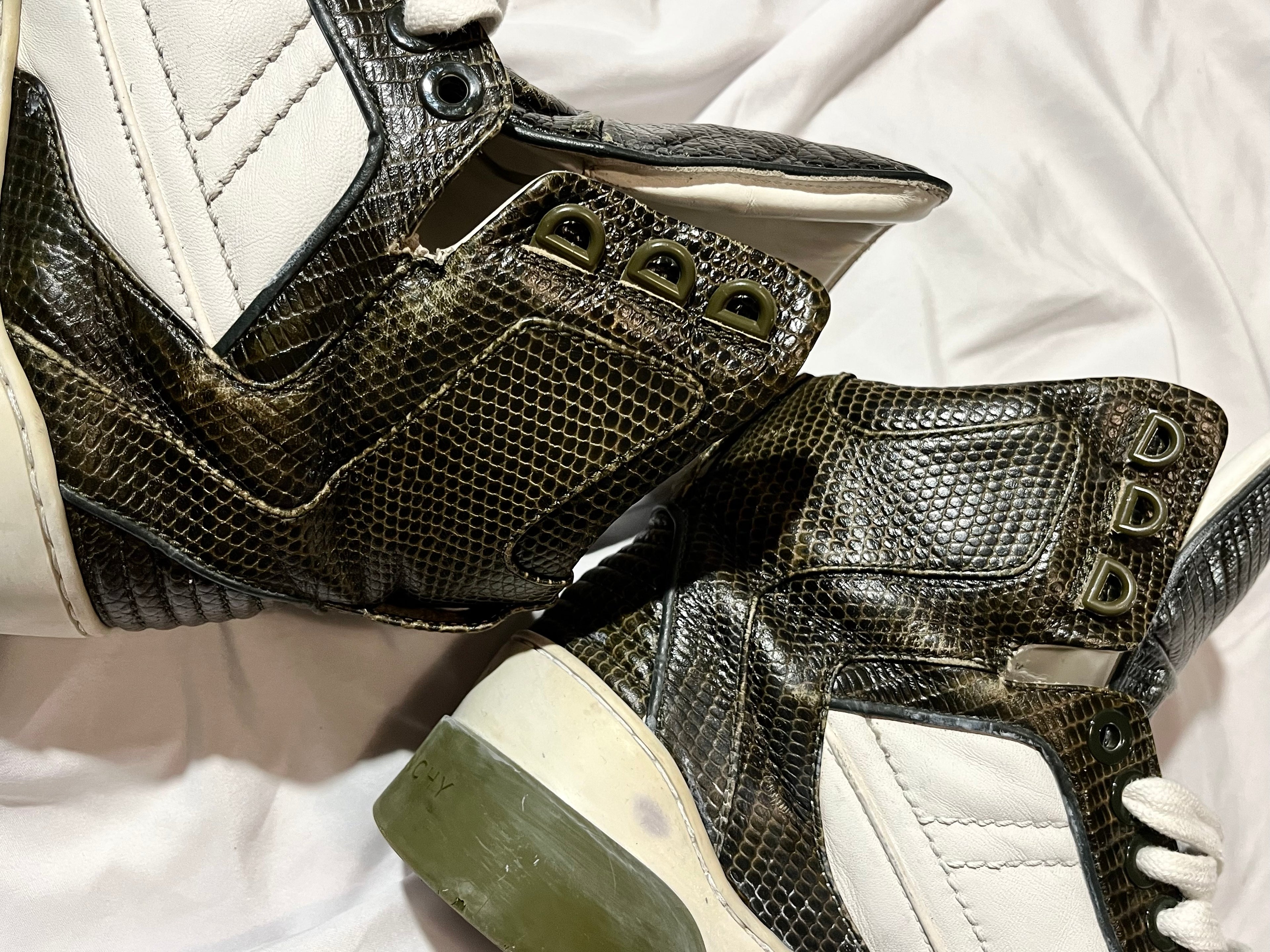 GIVENCHY TYSON DARK GREEN LIZARD SKIN HI-TOP SNEAKERS IN 41
