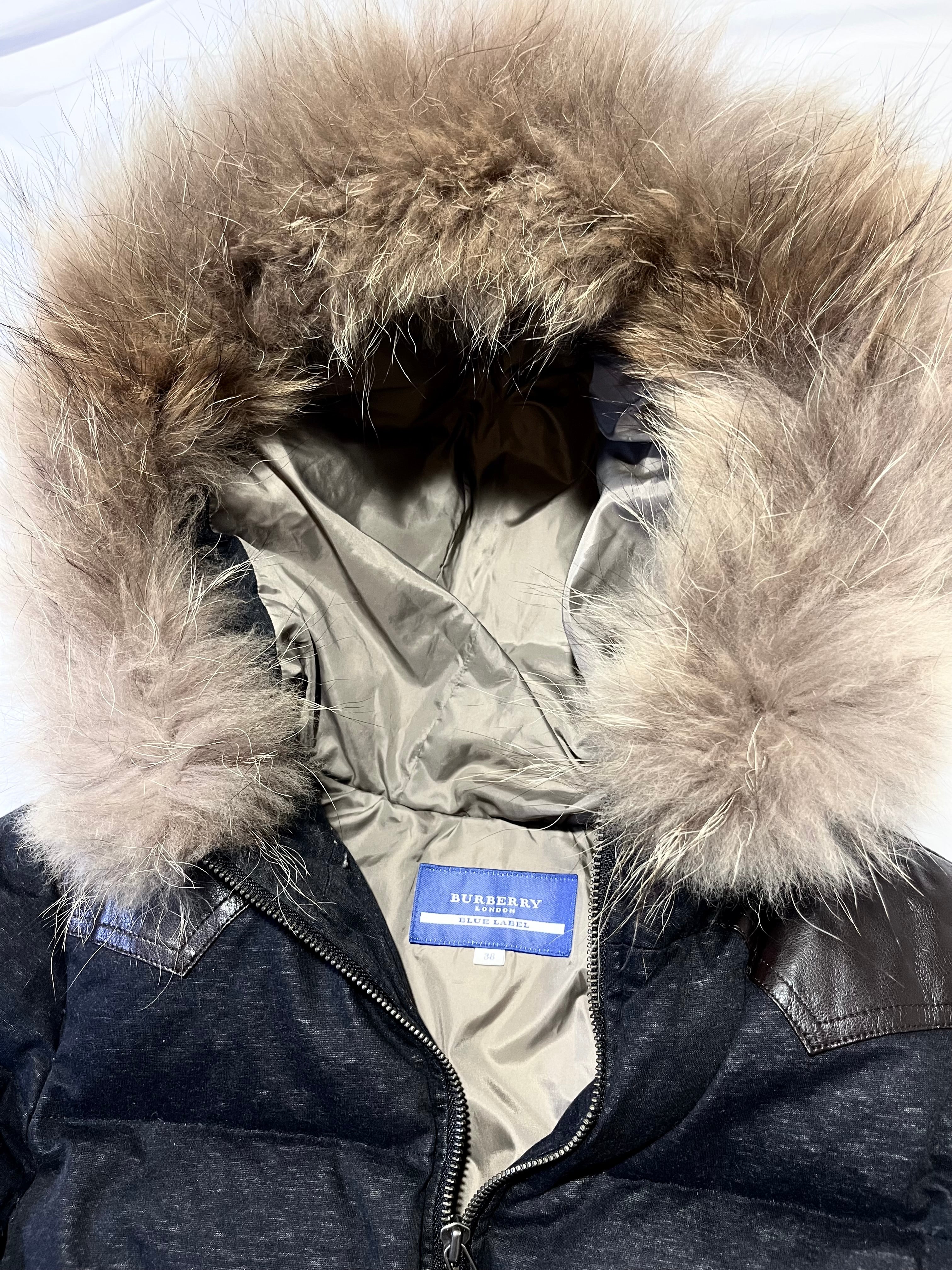 BURBERRY BLUE LABEL 2009 REAL FUR LEATHER DETAILS PUFFER DOWN JACKET