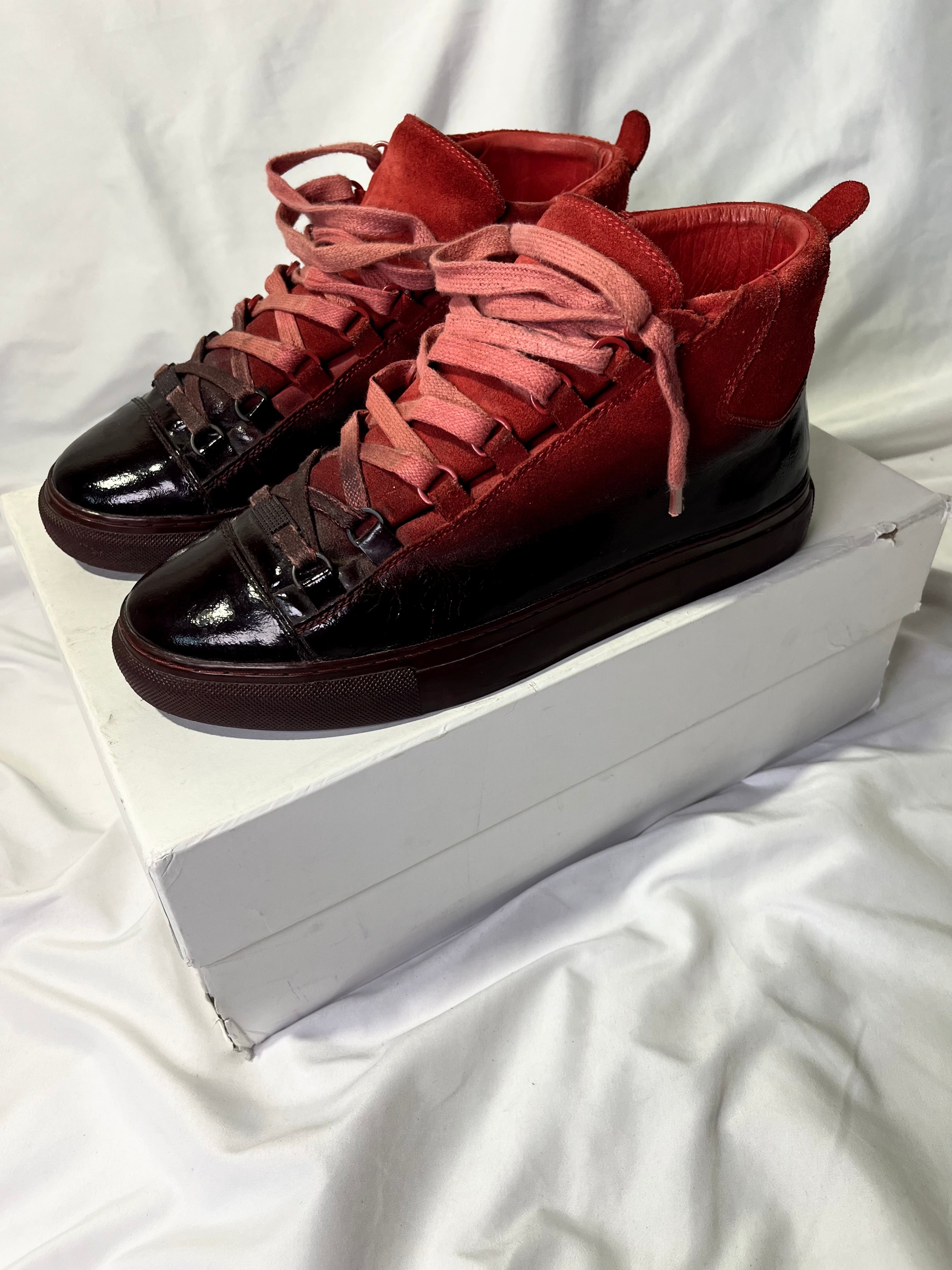 BALENCIAGA ARENA RED OMBRE GRADIENT IN SIZE 42