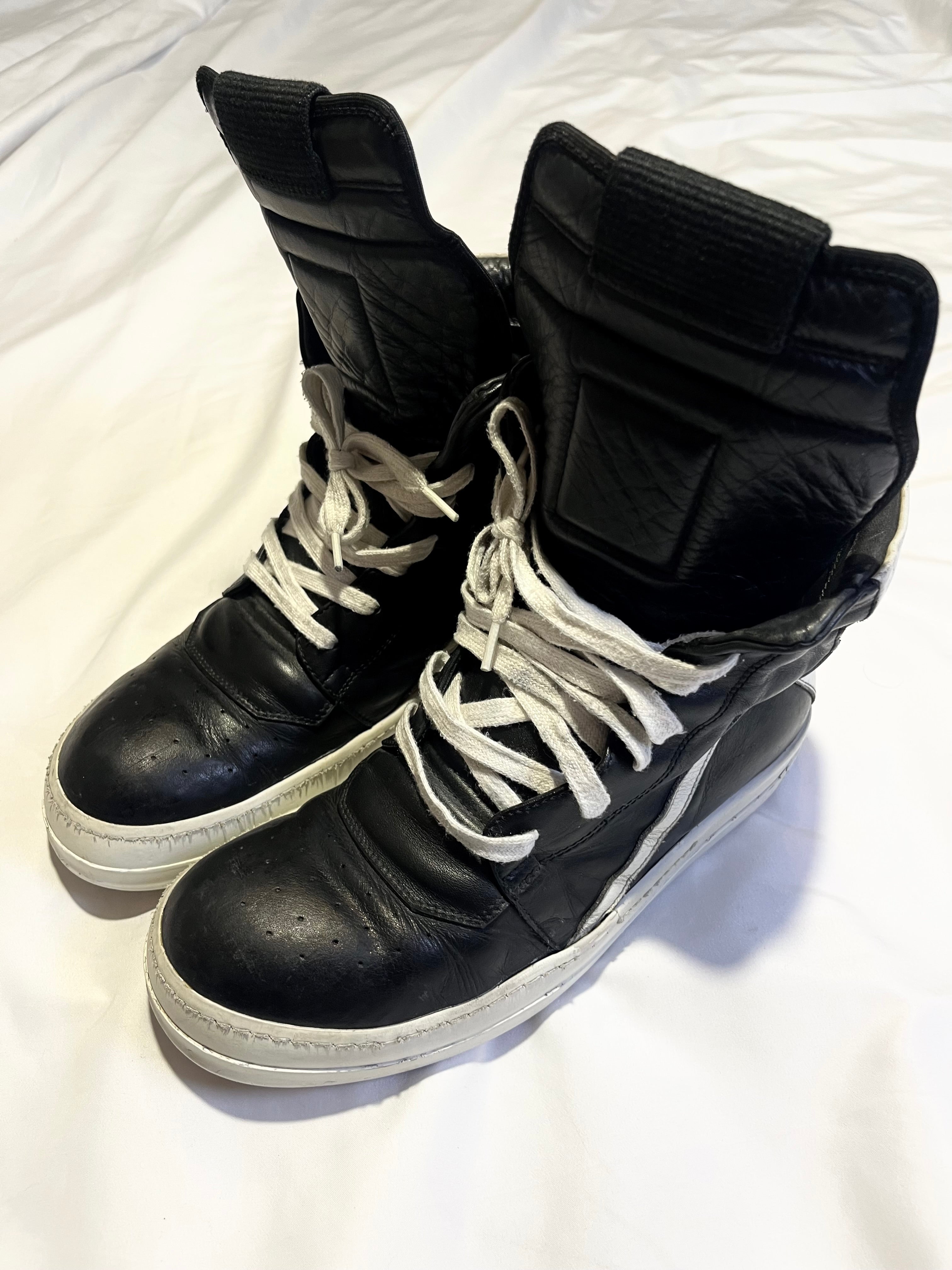 RICK OWENS FW17 'WALRUS' BLACK/MILK OG CLASSIC LEATHER GEOBASKETS