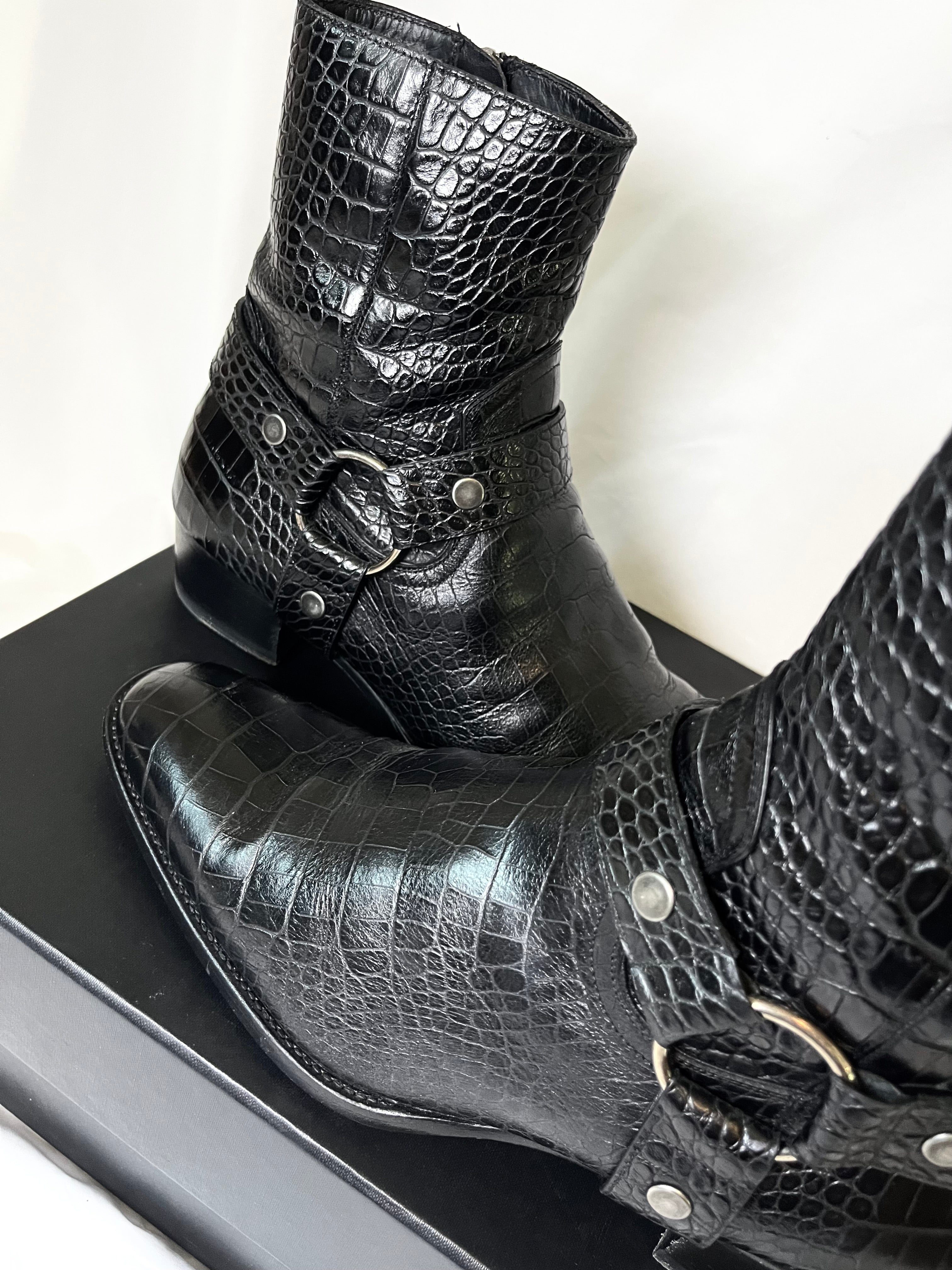 SAINT LAURENT PARIS CROCODILE LEATHER "WYATT" 40MM HARNESS BOOTS