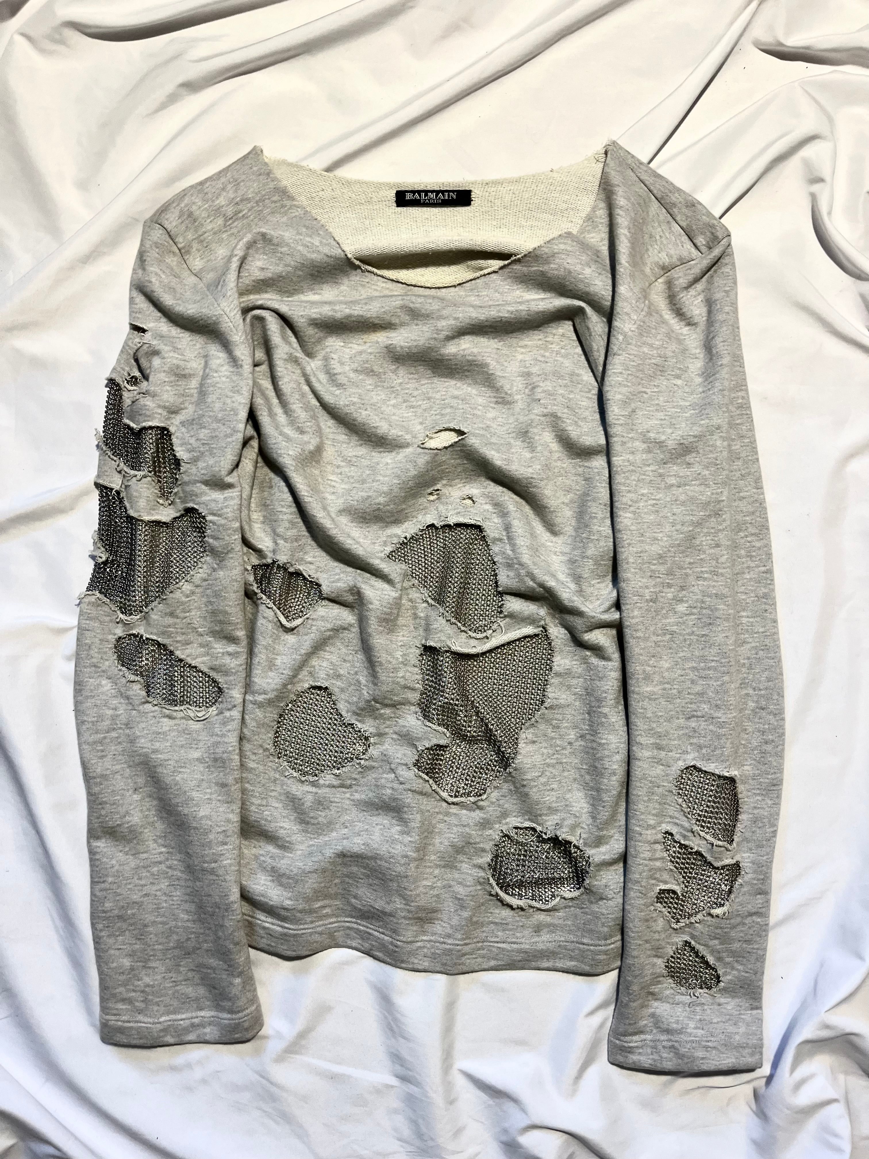 BALMAIN SS11 GRAY SHOTGUN DISTRESSED CHAINMAIL SWEATSHIRT BY CRISTOPHE DECARNIN SIZE 40