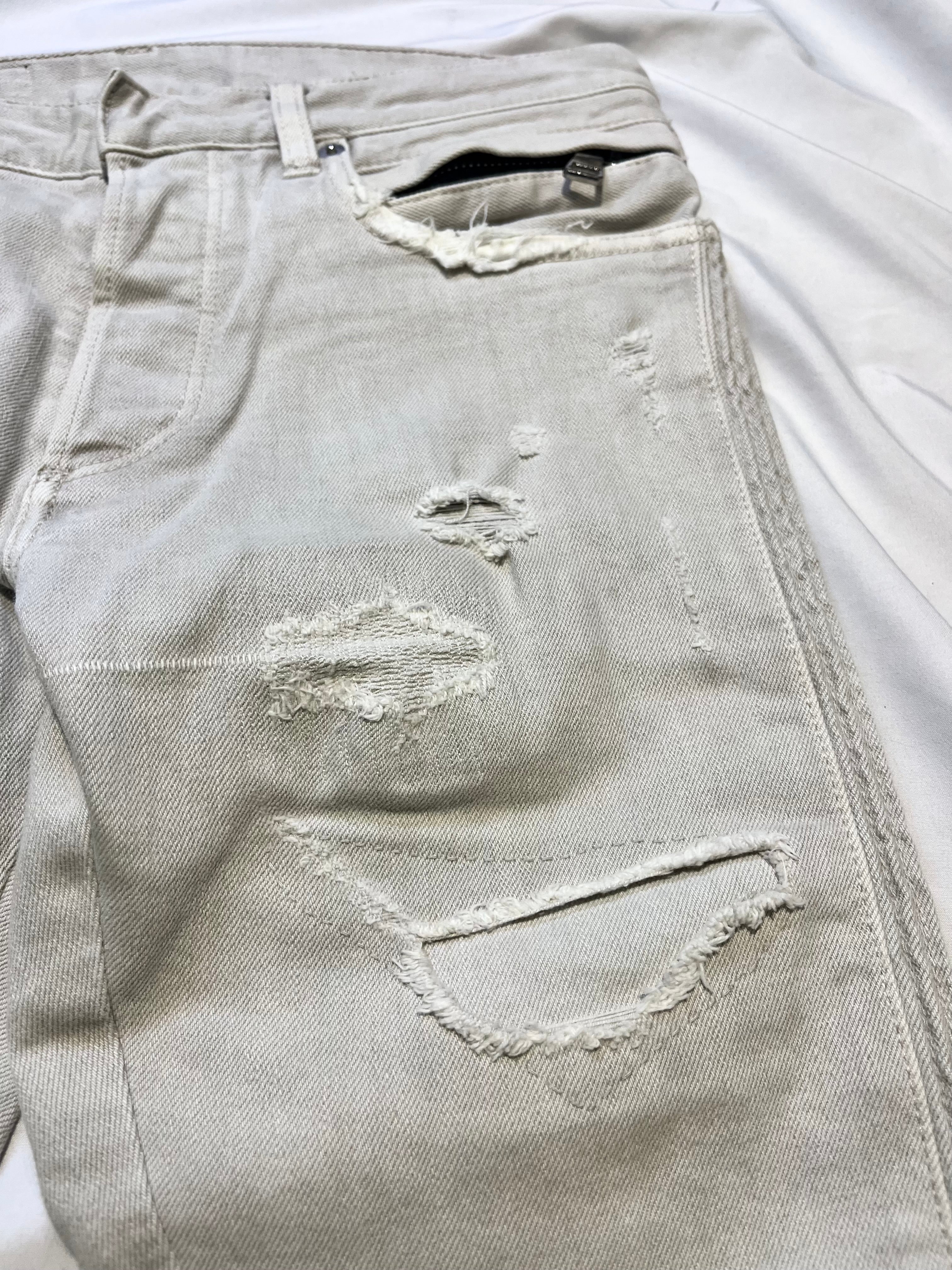BALMAIN KHAKI DISTRESSED BIKER DENIM BY OLIVIER ROUSTEING IN W27