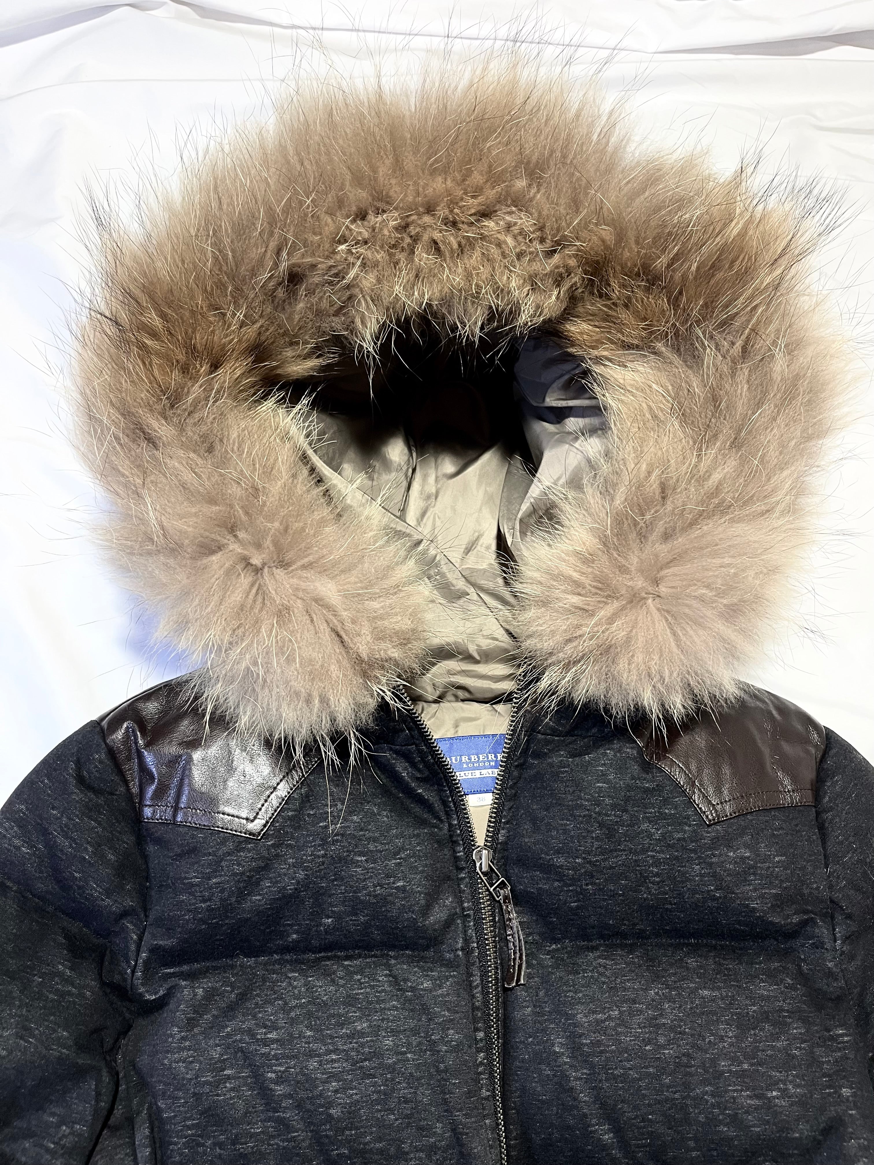 BURBERRY BLUE LABEL 2009 REAL FUR LEATHER DETAILS PUFFER DOWN JACKET