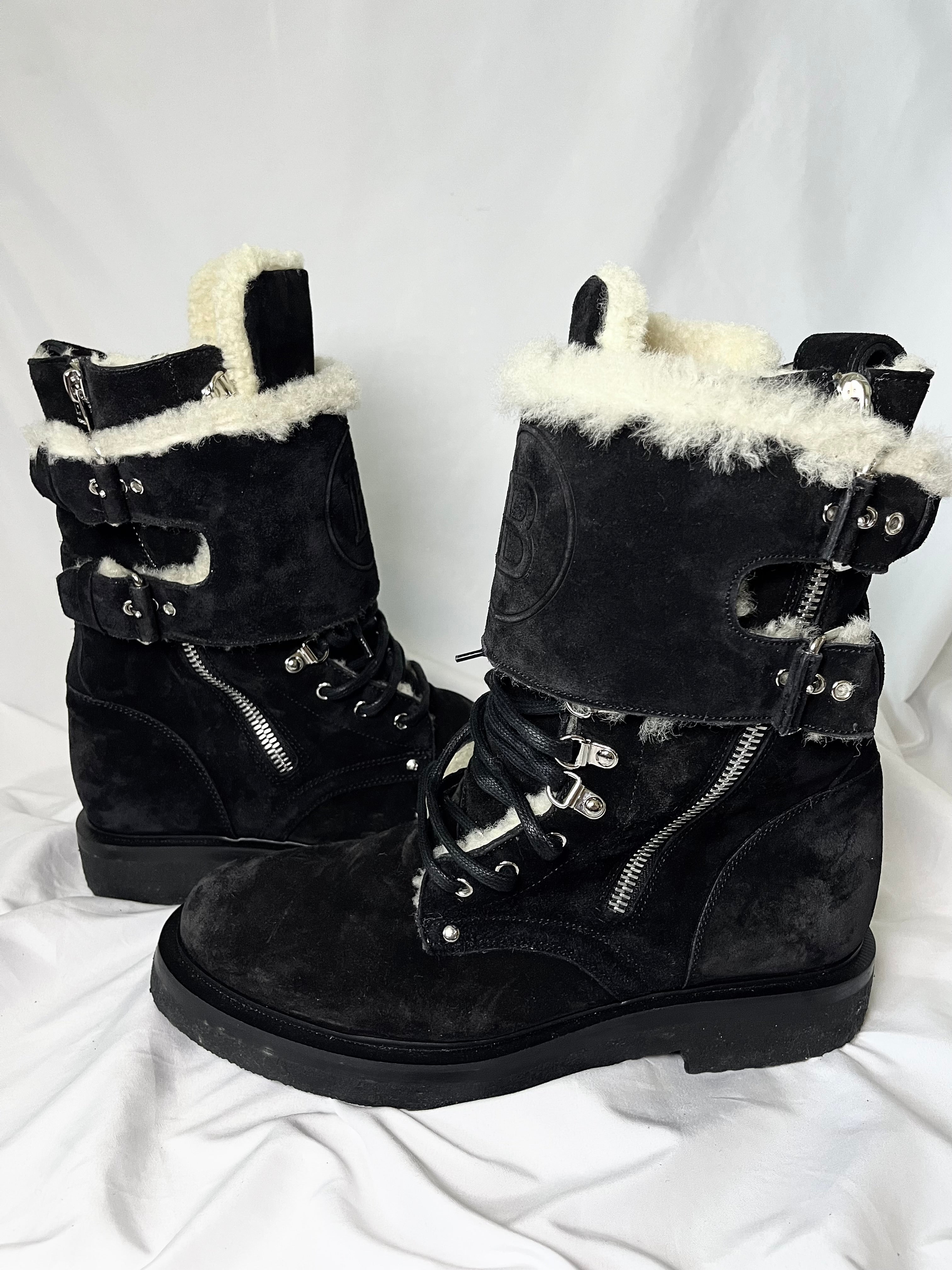 BALMAIN BLACK SUEDE SHEARLING LINED RANGER BOOTS IN 43