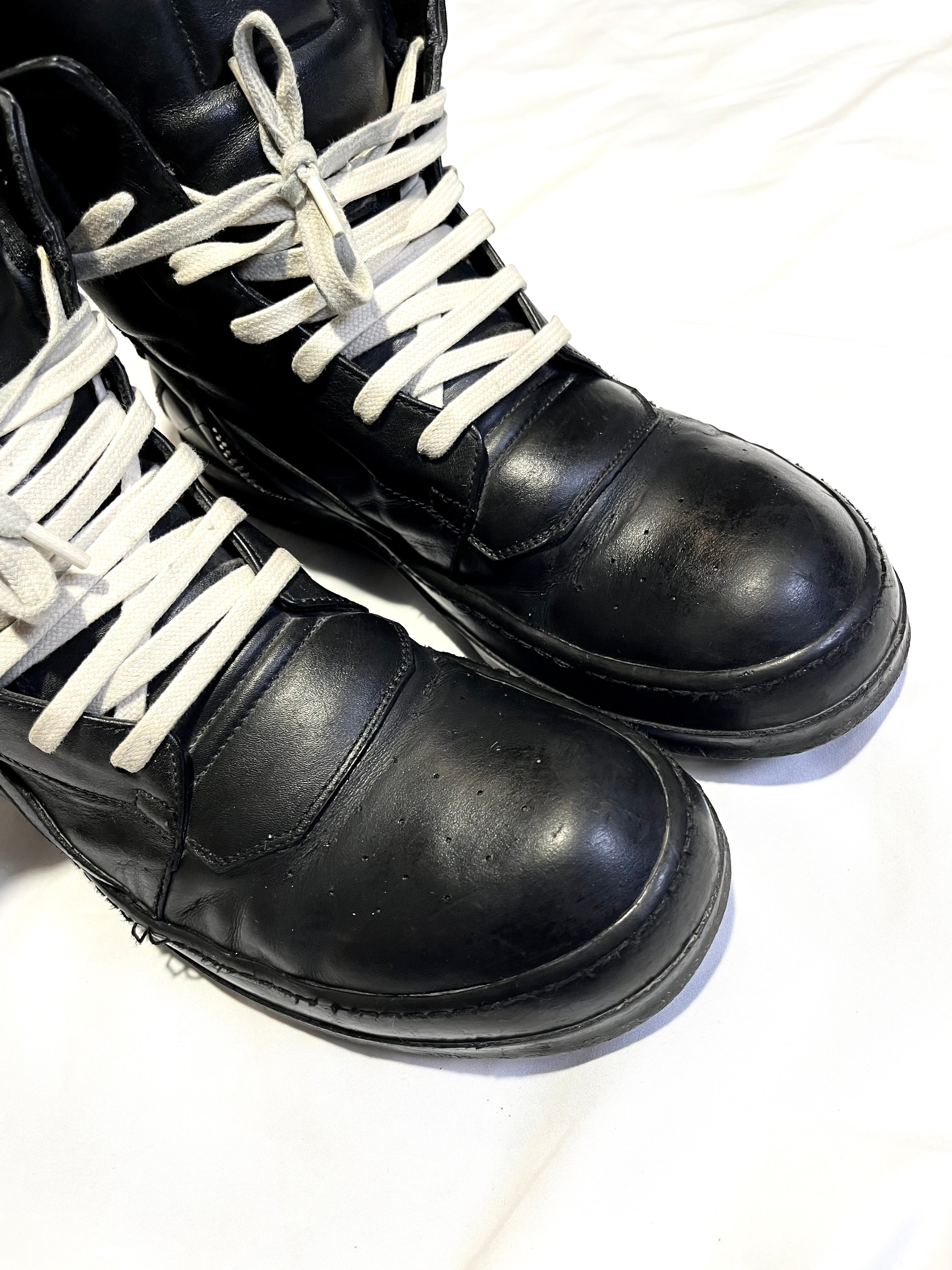 RICK OWENS TRIPLE BLACK LEATHER GEOBASKETS IN 41.5