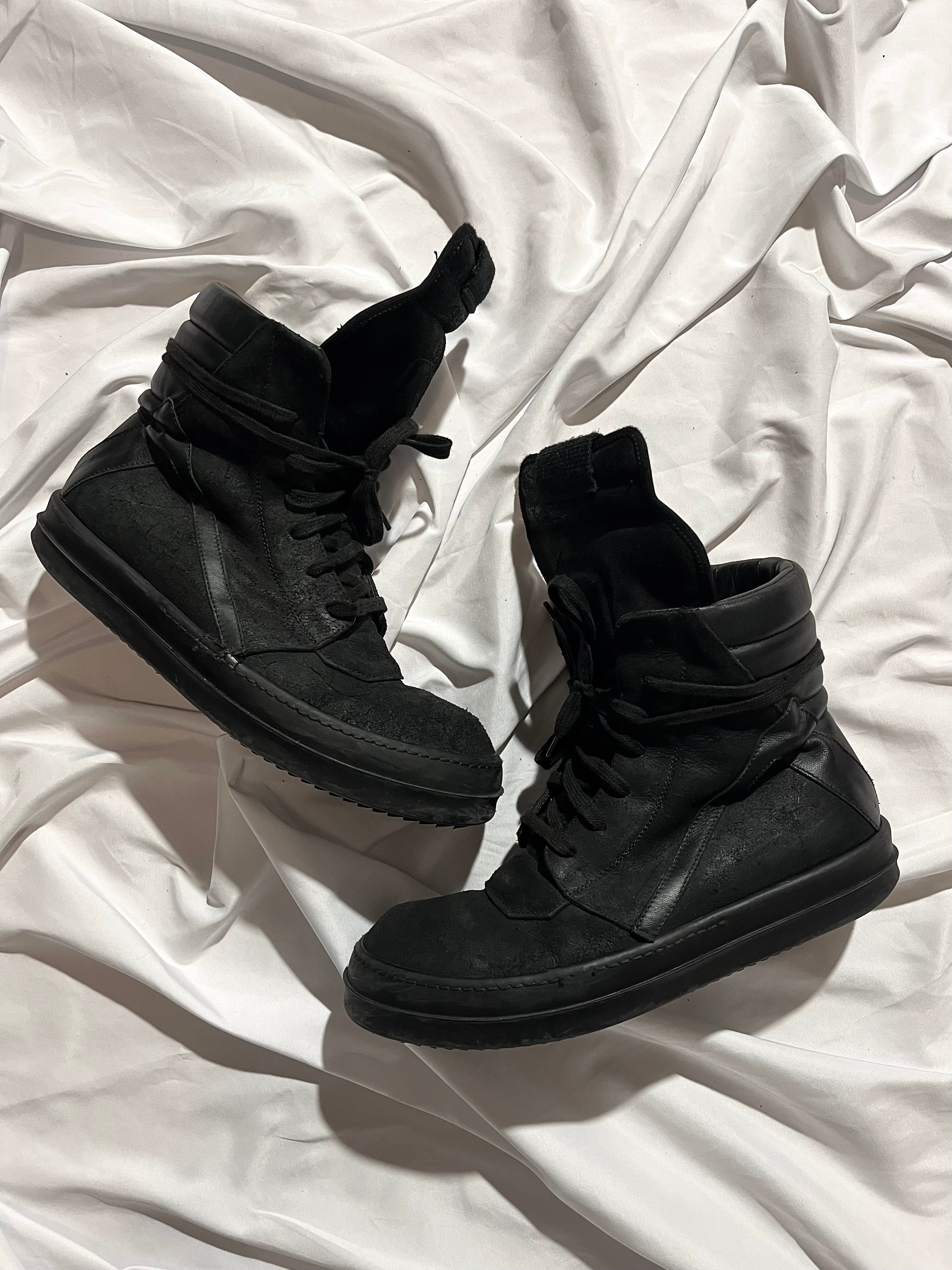 RICK OWENS FW13 'PLINTH' TRIPLE BLACK BLISTERED LEATHER GEOBASKETS