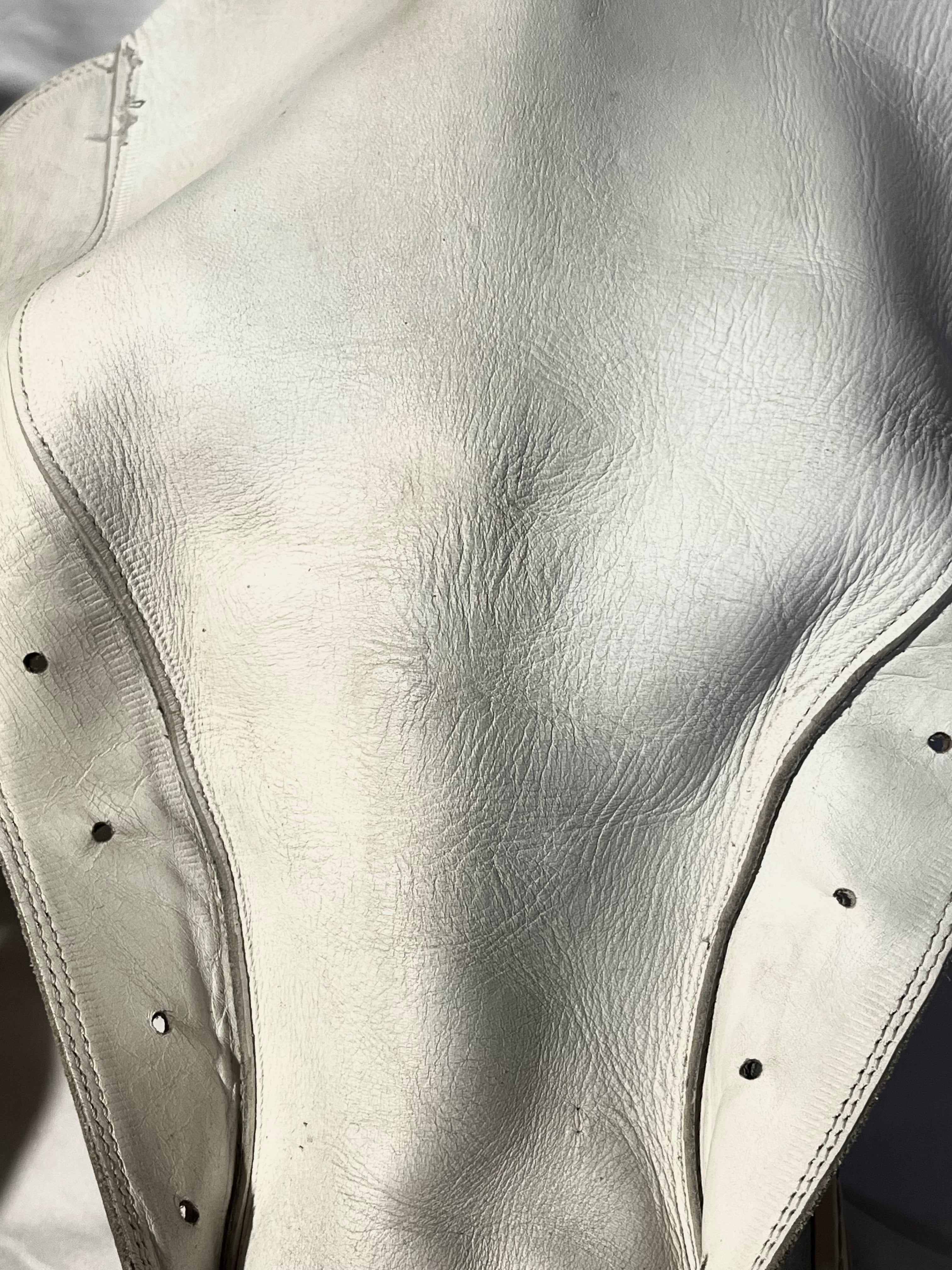 RICK OWENS WHITE/MILK LEATHER LACELESS /MOUNTAIN RAMONES