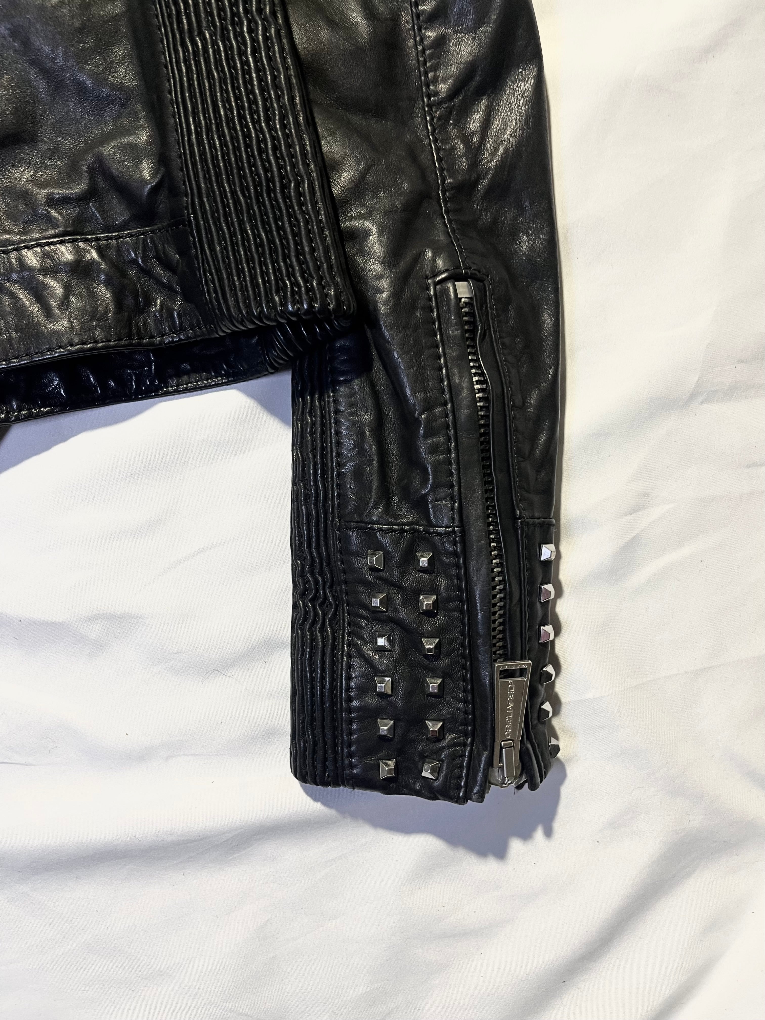 DSQUARED2 STUDDED PERFECTO BIKER LEATHER JACKET IN SIZE 40