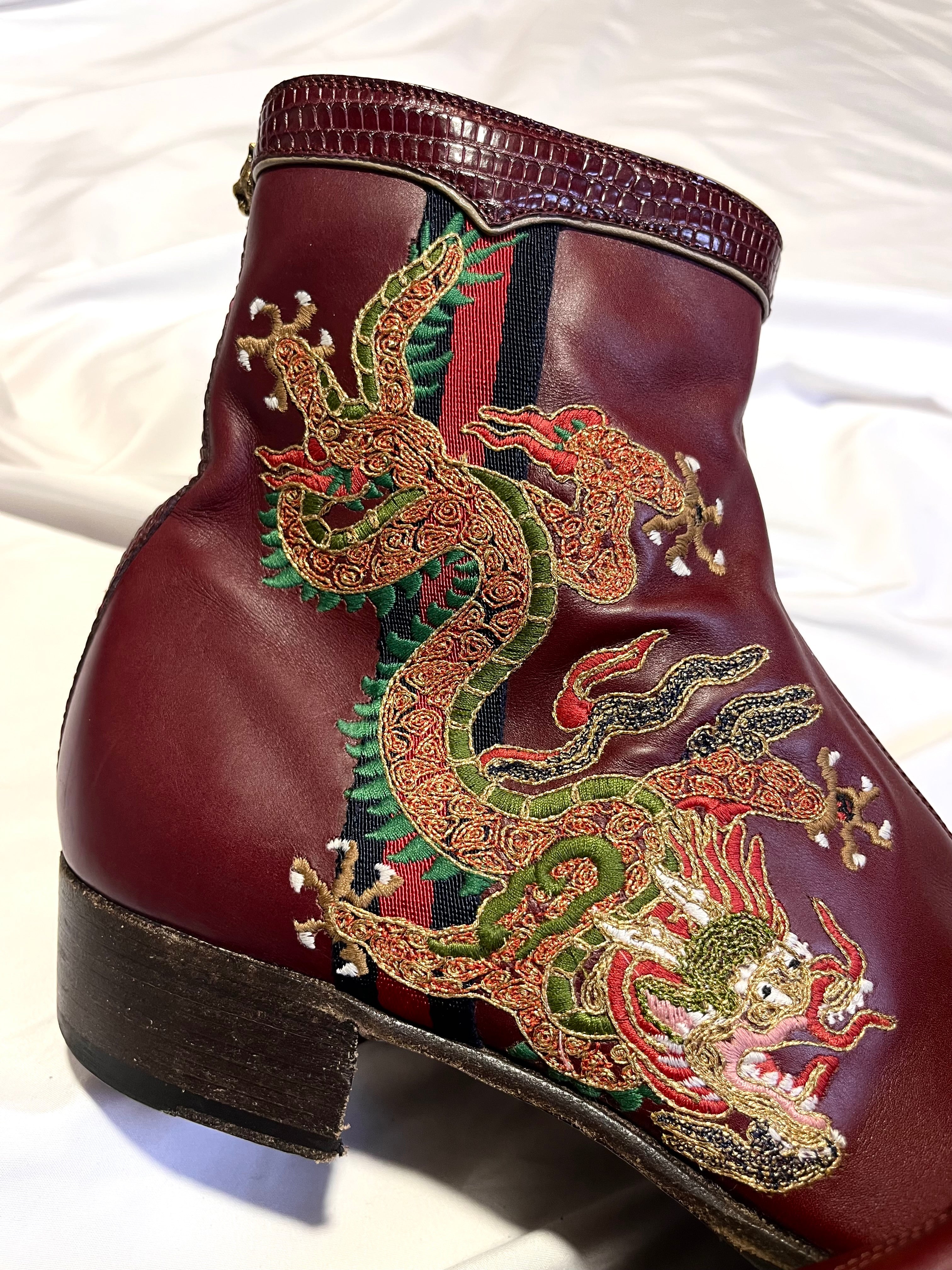 GUCCI DRAGON EMBROIDERED CHELSEA BOOTS WITH LIZARD SKIN TIPS