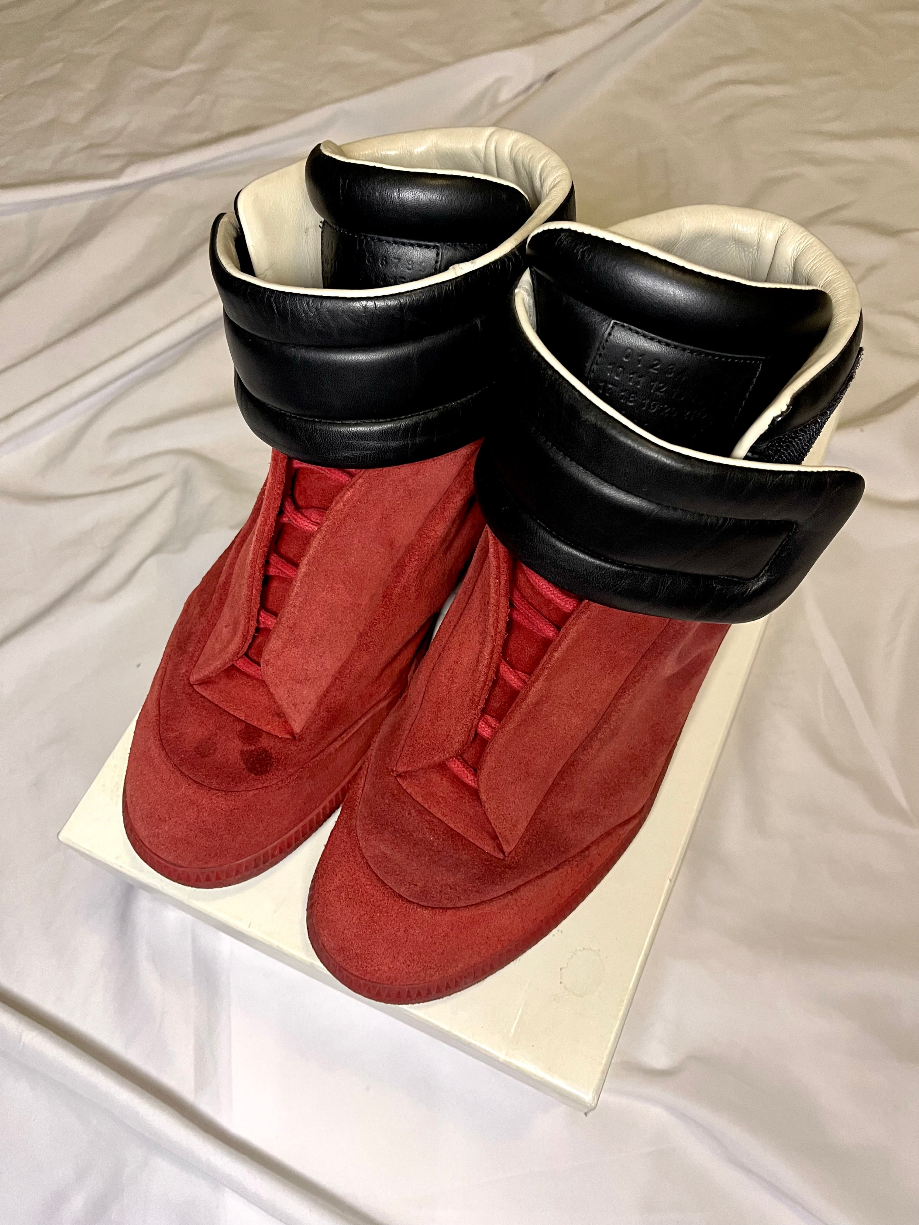 MAISON MARGIELA FUTURE RED/BLACK