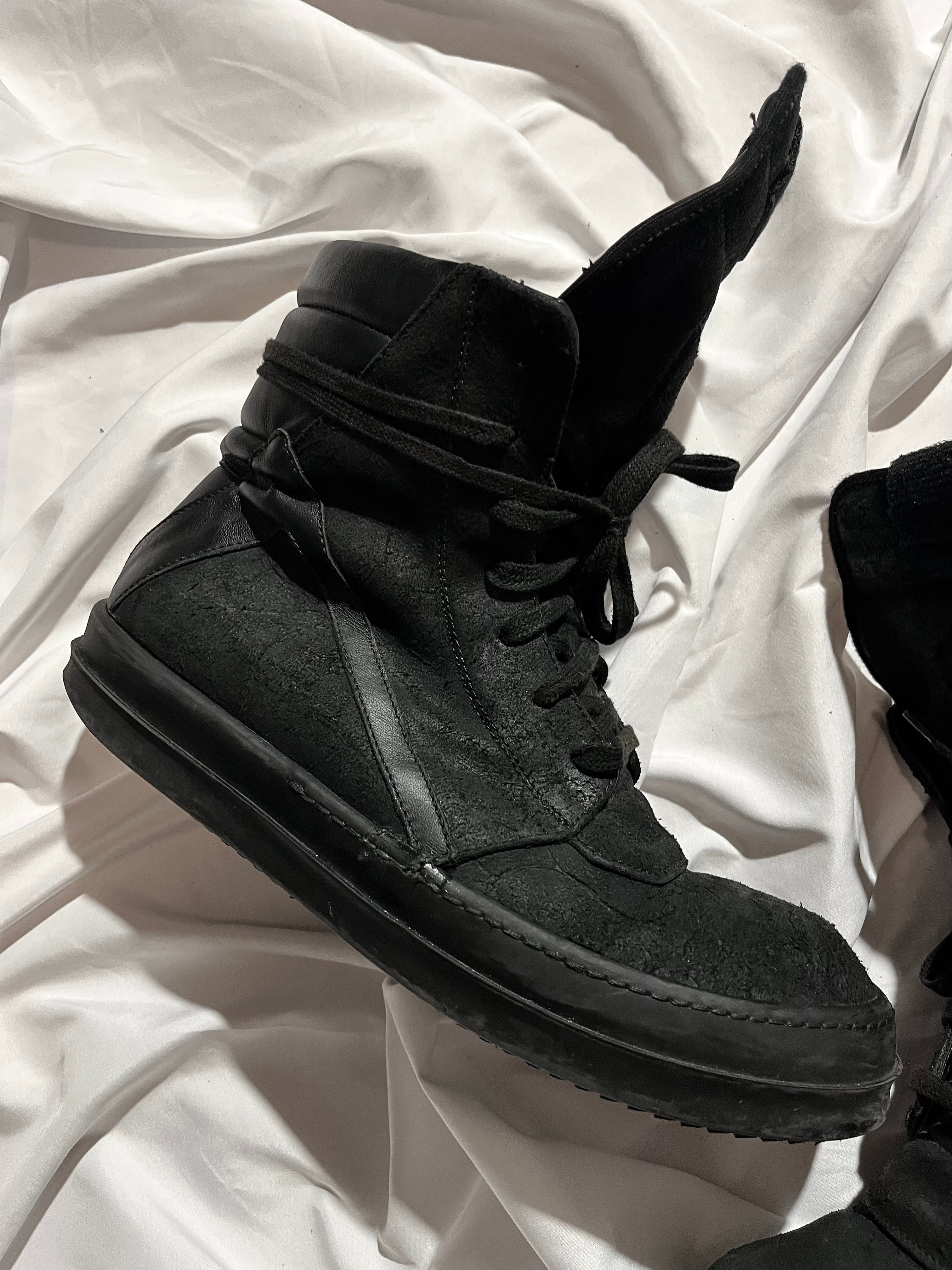 RICK OWENS FW13 'PLINTH' TRIPLE BLACK BLISTERED LEATHER GEOBASKETS