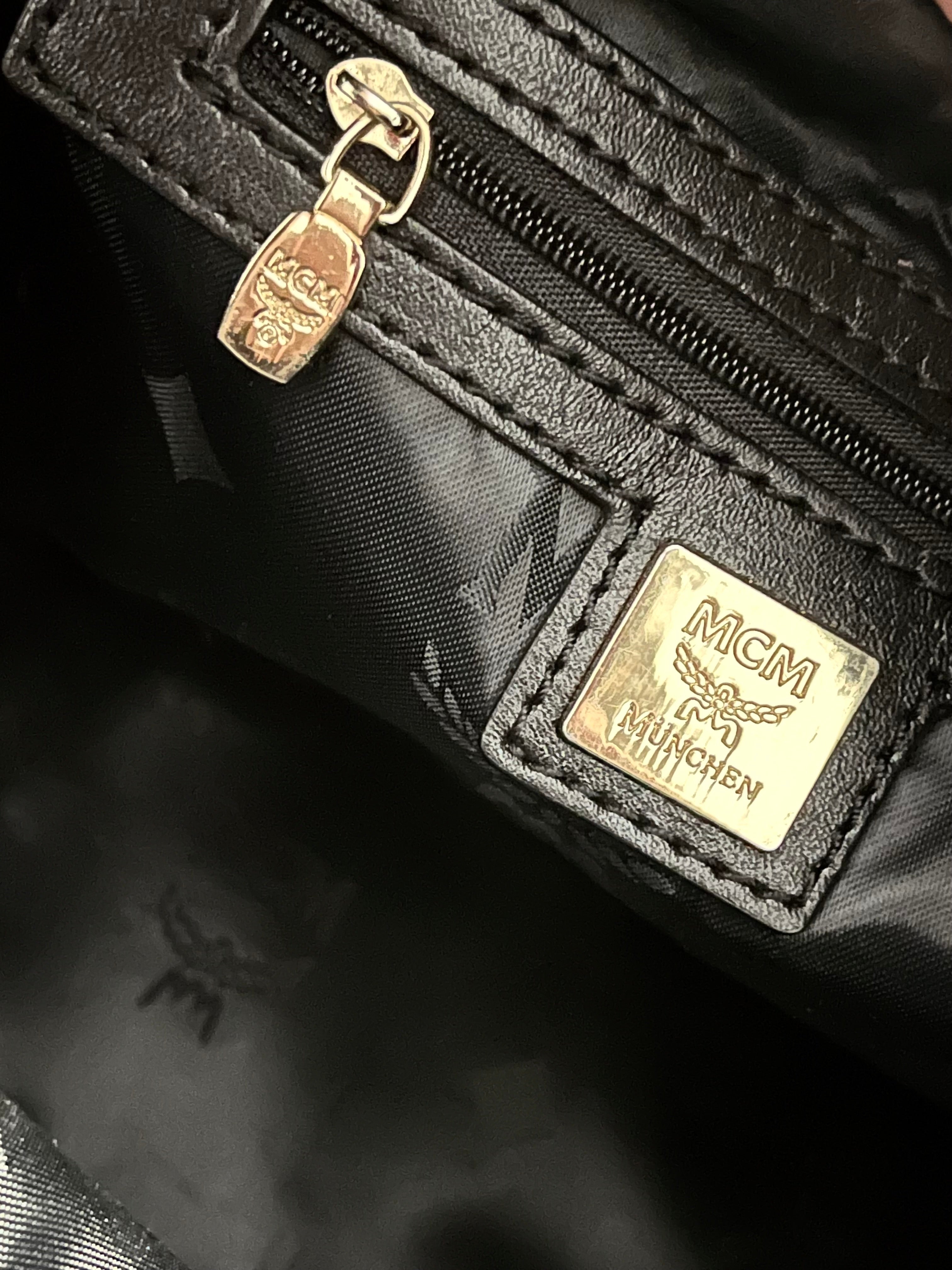 MCM WHITE LEATHER BACKPACK UNION JACK GOLDEN HARDWARE MINI VERSION