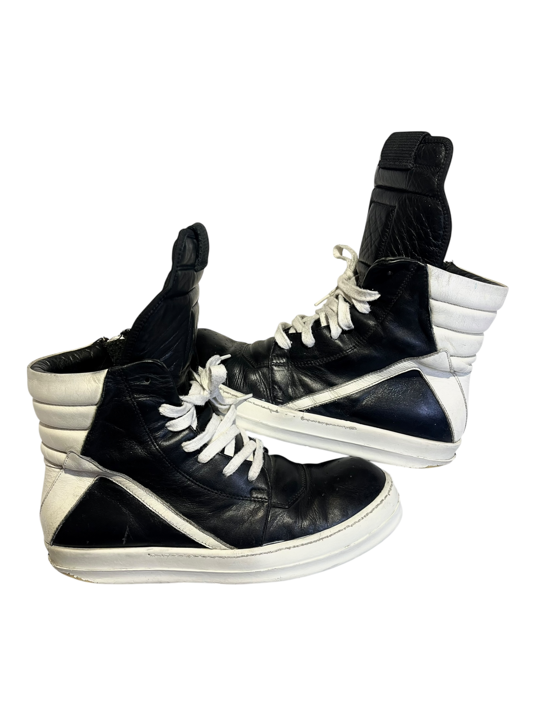 RICK OWENS FW17 'WALRUS' BLACK/MILK OG CLASSIC LEATHER GEOBASKETS