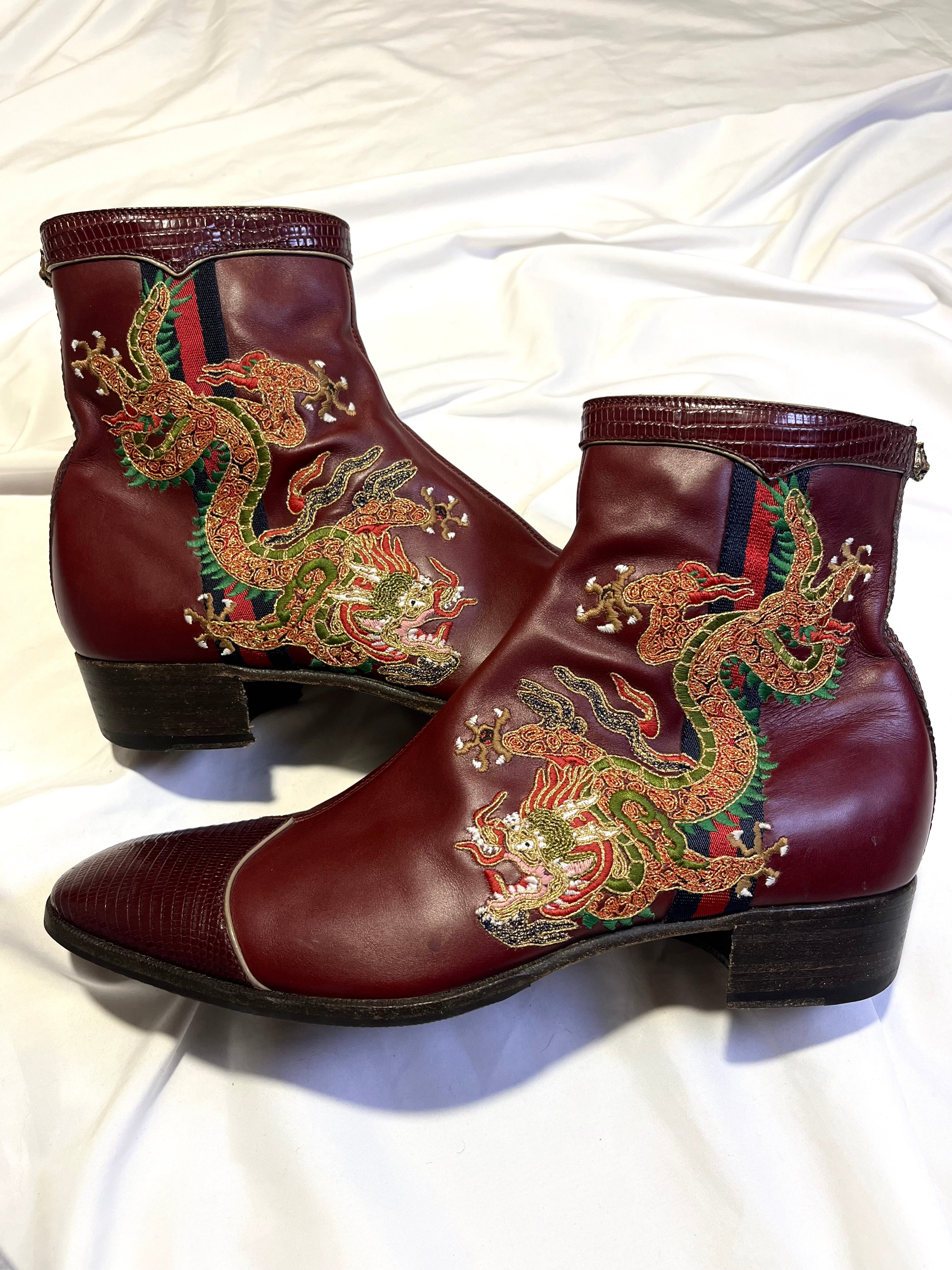 GUCCI DRAGON EMBROIDERED CHELSEA BOOTS WITH LIZARD SKIN TIPS