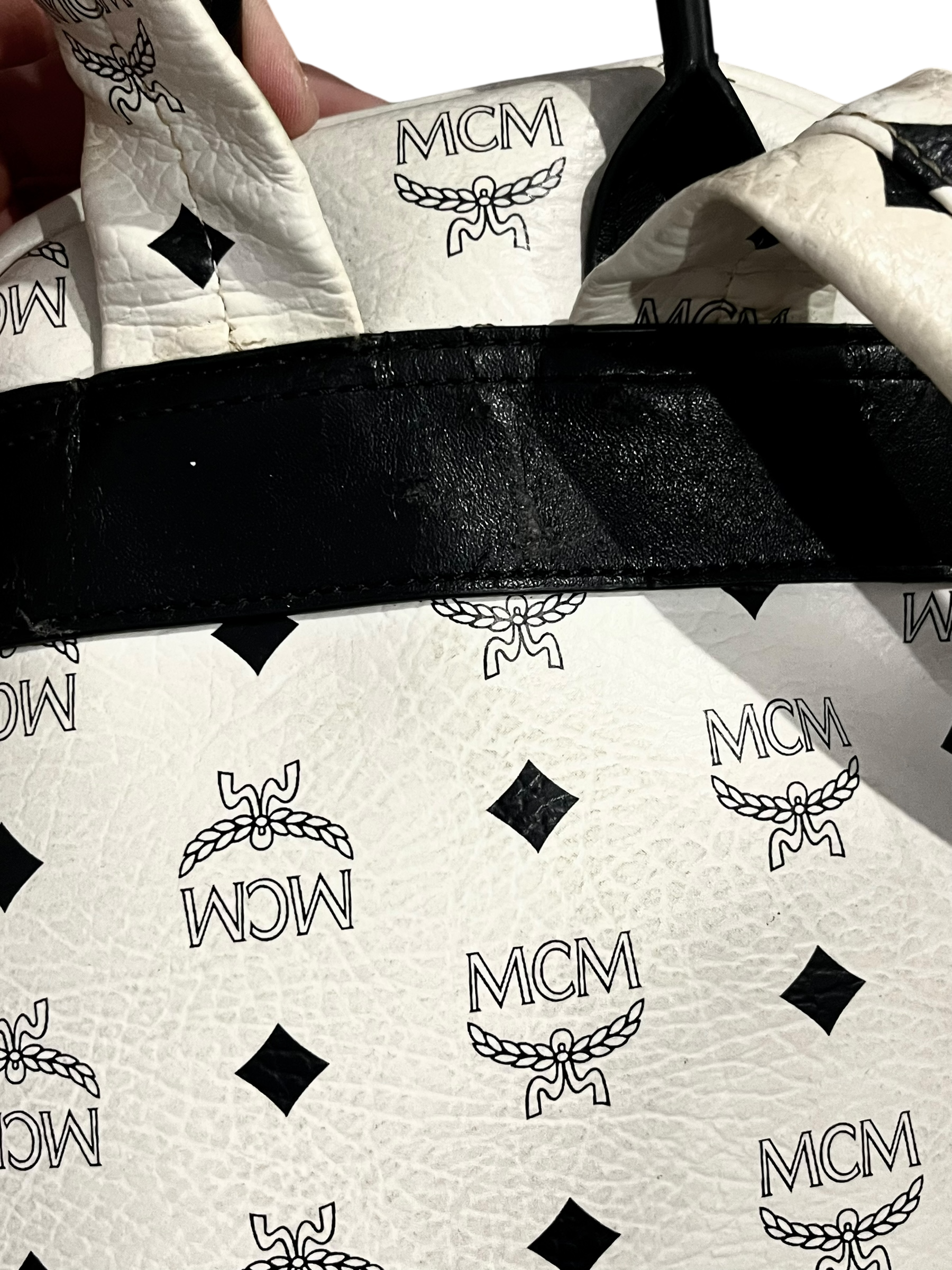 MCM WHITE LEATHER BACKPACK UNION JACK GOLDEN HARDWARE MINI VERSION