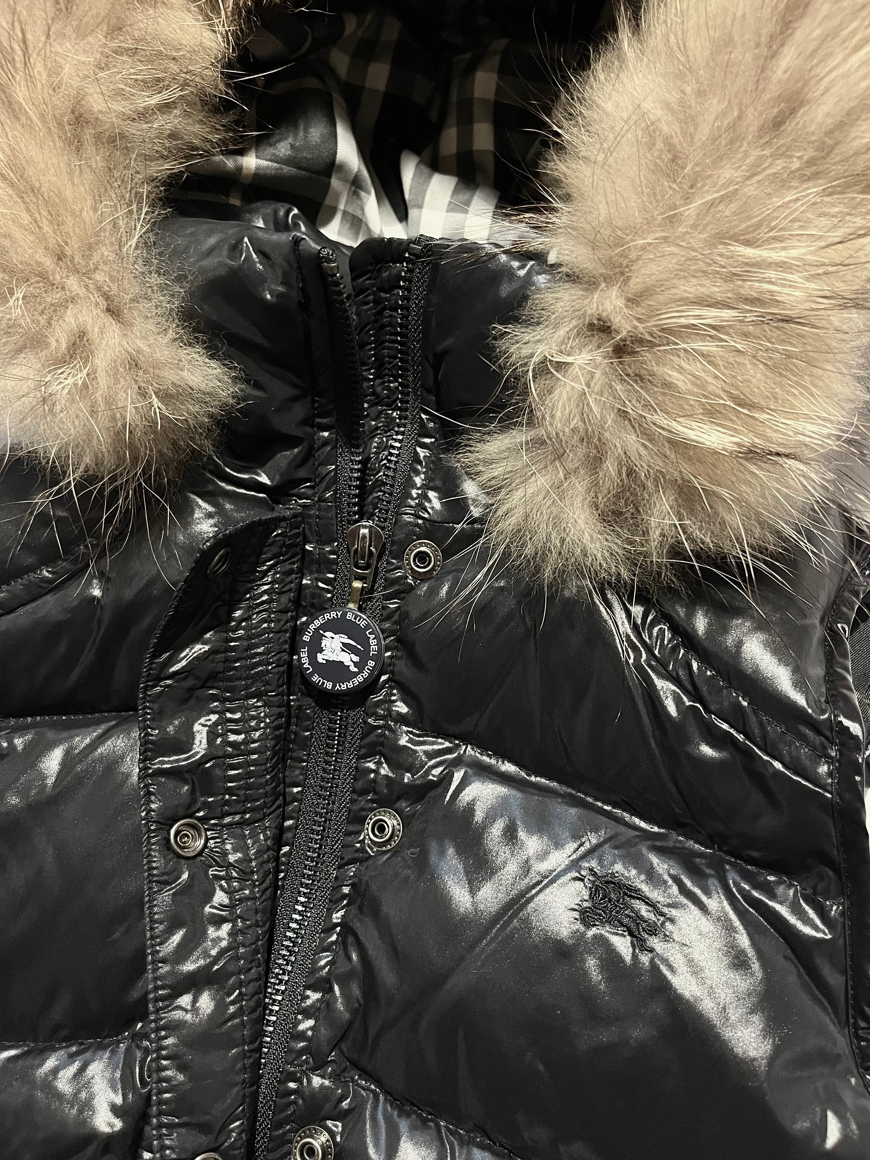 BURBERRY BLUE LABEL 2000S REAL FUR NOVA CHECK PUFFER DOWN VEST