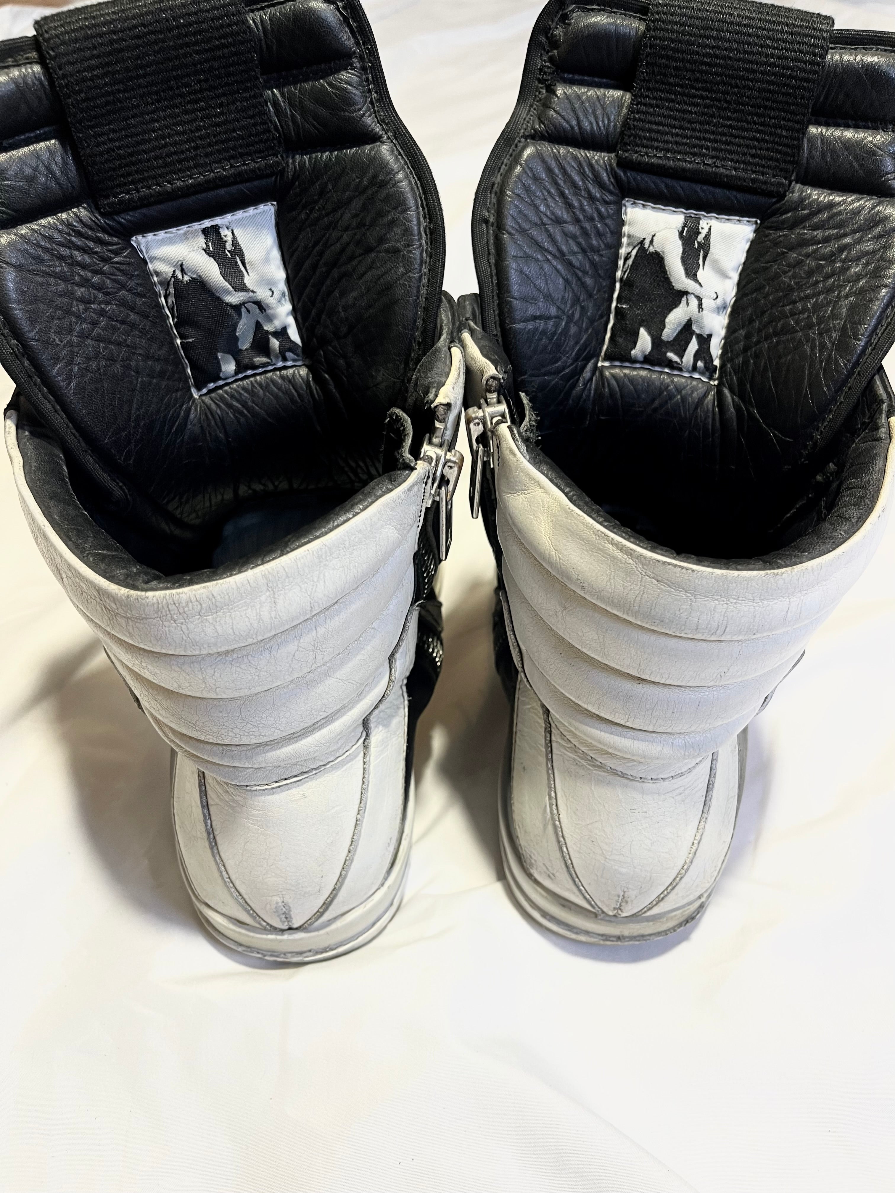 RICK OWENS FW17 'WALRUS' BLACK/MILK OG CLASSIC LEATHER GEOBASKETS