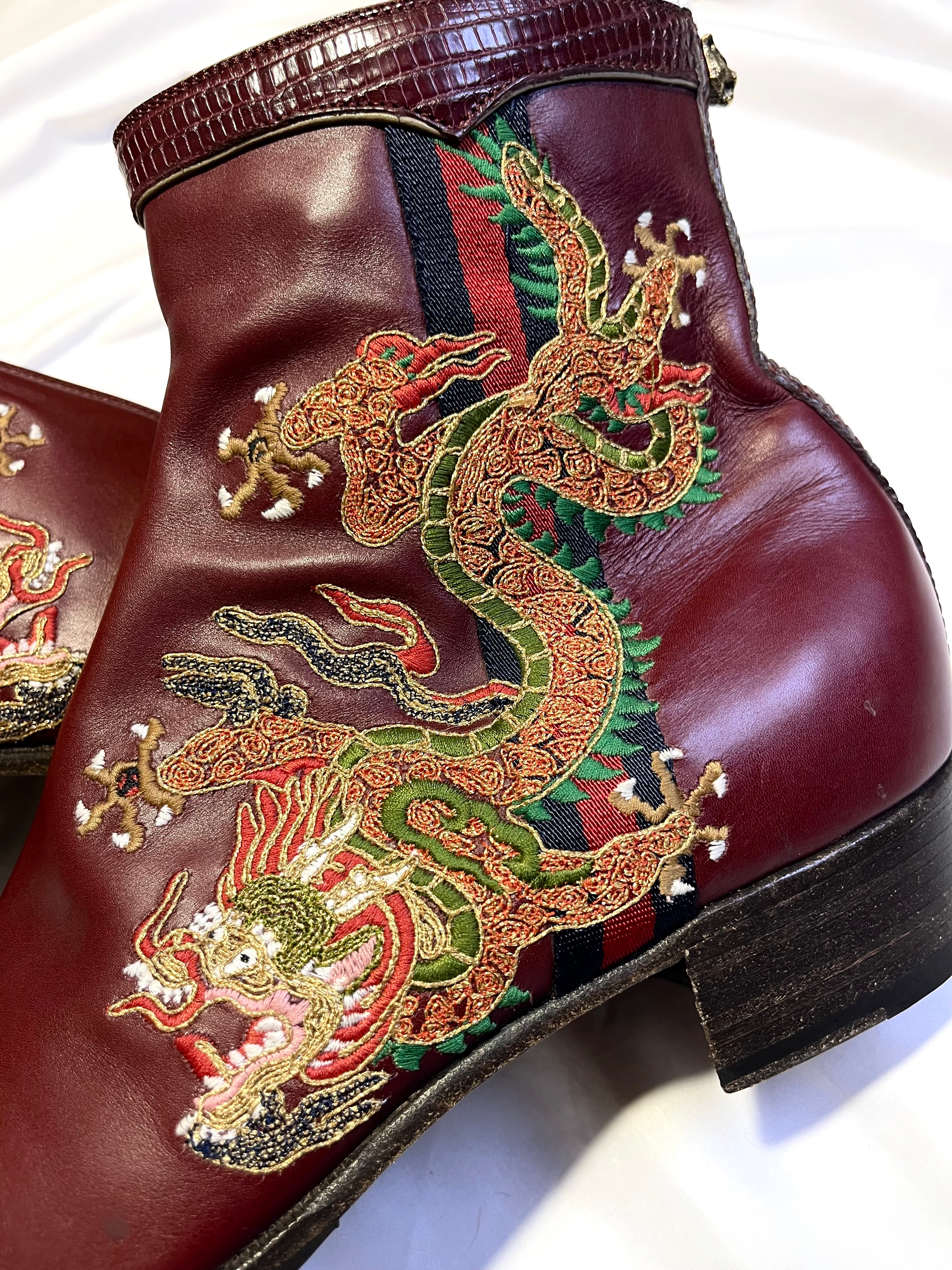 GUCCI DRAGON EMBROIDERED CHELSEA BOOTS WITH LIZARD SKIN TIPS
